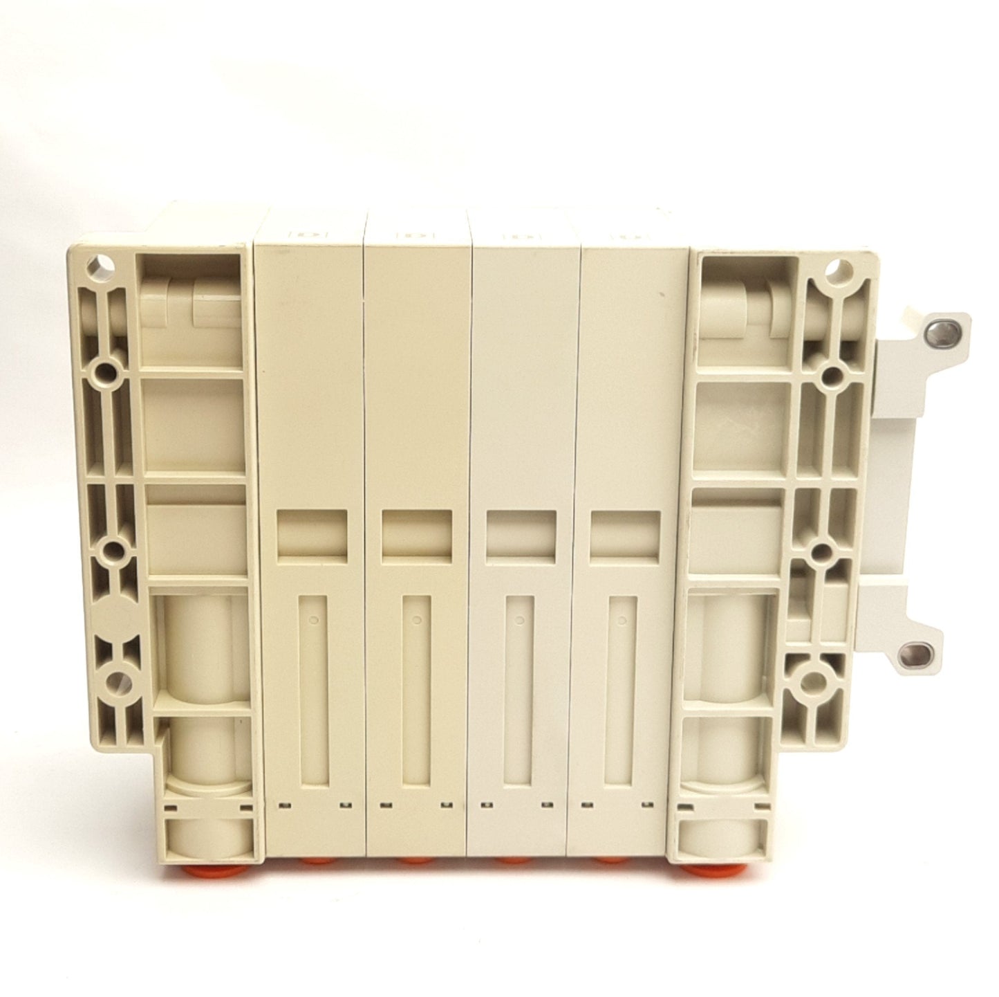 New – Open box SMC SS5V3-W10S10D-04B-N7 Pneumatic Manifold, Internal Pilot, 4 Stations