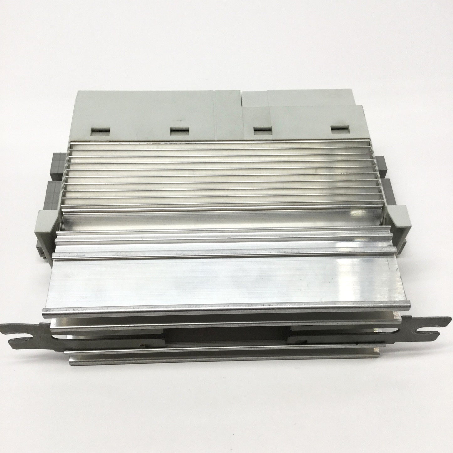 Used Lenze E82EV751S2B 8200 Vector Frequency Inverter Motor Drive 240VAC 3PH 0.75kW