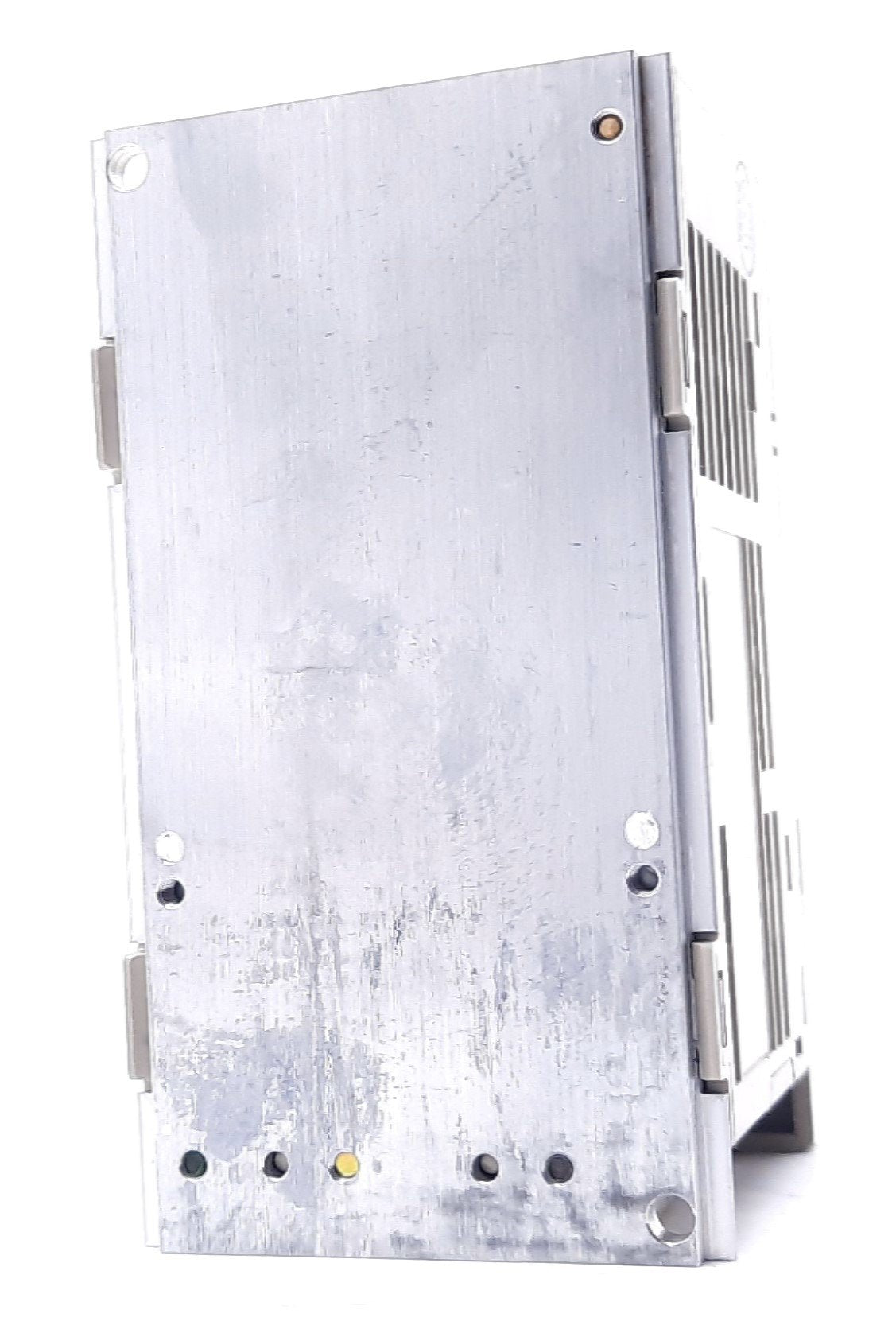 New Yaskawa CIMR-V7SU20P7 E7 Drive 3 Phase, 200-230VAC, 6.4A, 0-230VAC, 5A