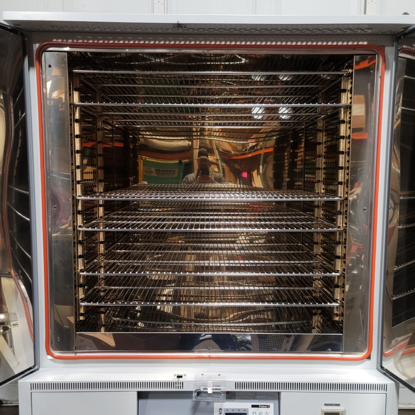 Used Despatch LAC2-18-4 High Performance Benchtop Oven 40°C To 260°C, 240VAC 1-Ph 23A