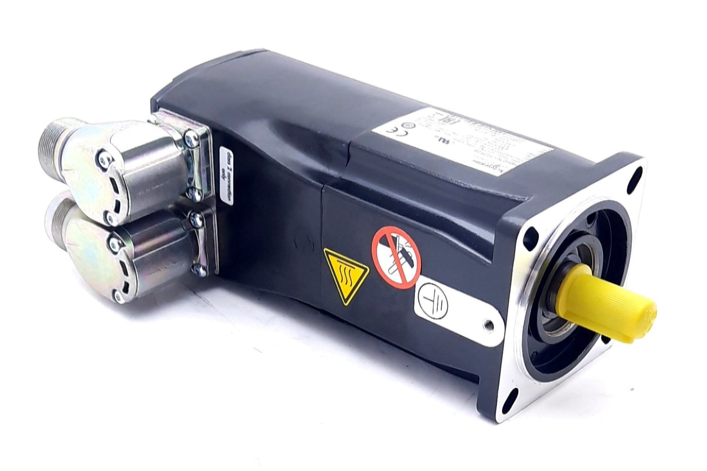 New Schneider Electric BMH0701T07F2A Servo Motor Three Phase 240V, 9.56A, 8000rpm