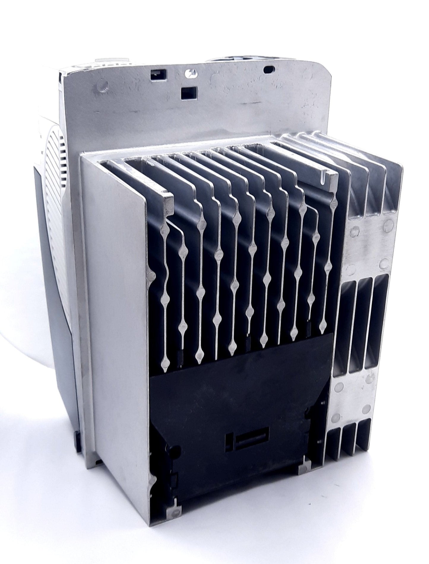 New Emerson SP3401 Unidrive Inverter AC Motor Drive 25HP 3 Phase 380-480VAC, 34A