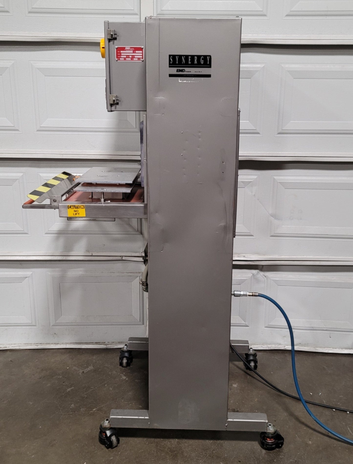 Used EMD Products Synergy I Tray Sealer 10" x 14" x 4" Trays, 120VAC 20A, 125psi 4CFM