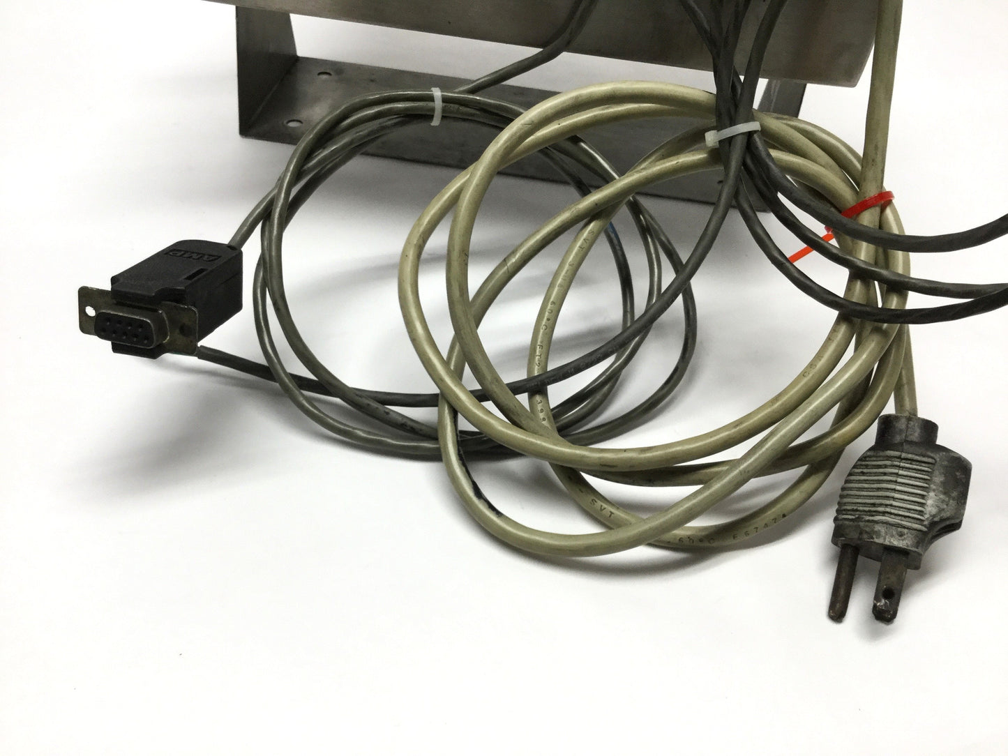 Used GSE 550 200550-00000 Programmable Digital Weight Indicator 115VAC *No Scale*