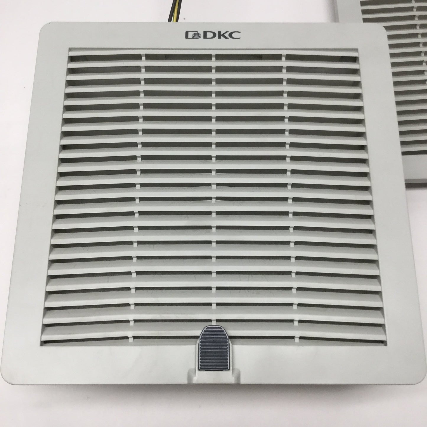 Used DKC R5GV421H Enclosure Filter Fan 230VAC, 270m³/h, 250 x 250mm, w/Exhaust Grille