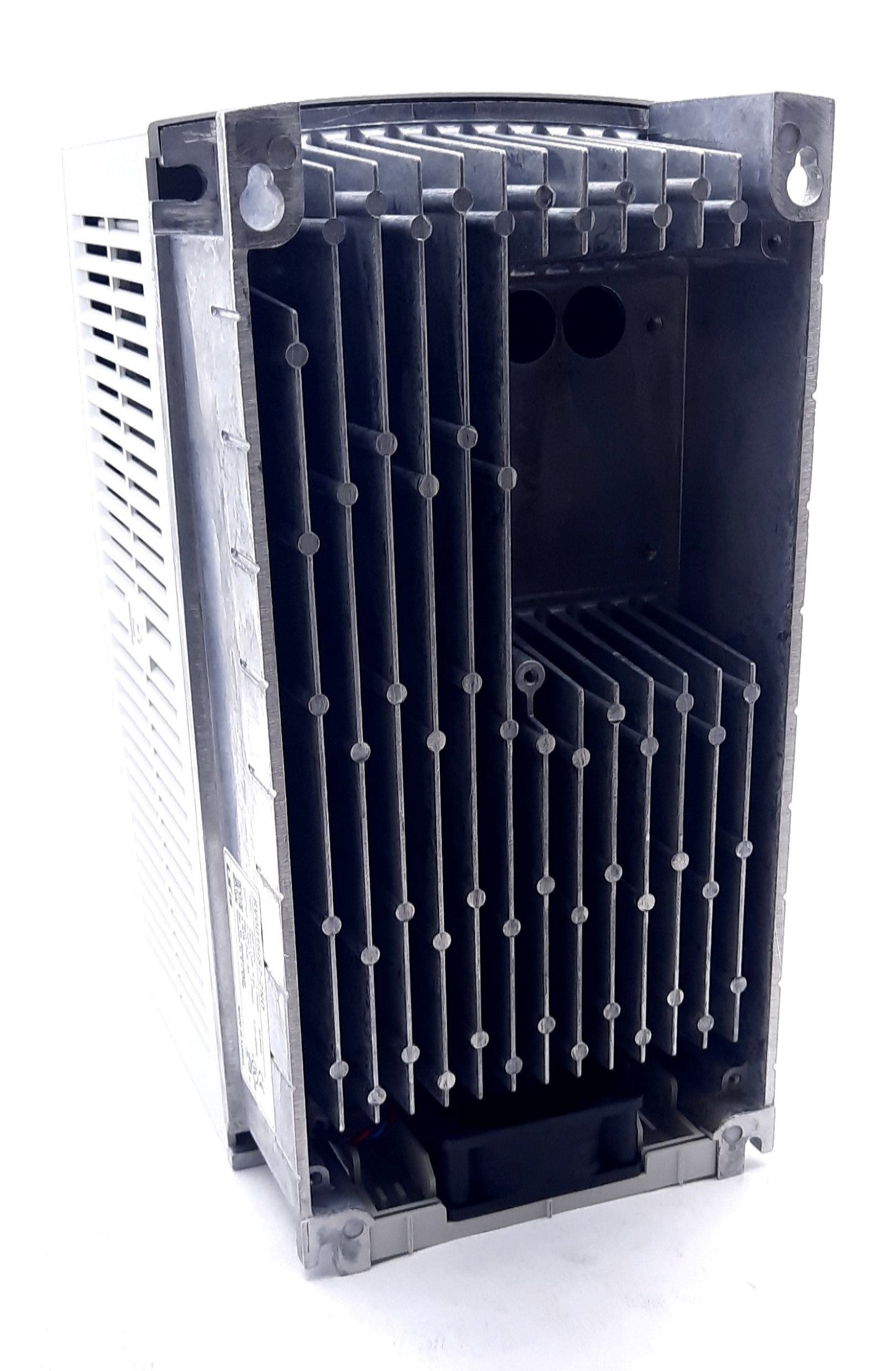 New LS Electric SV0015IS7-2NO Variable Frequency Drive 3 Phase 240VAC 12A 8A