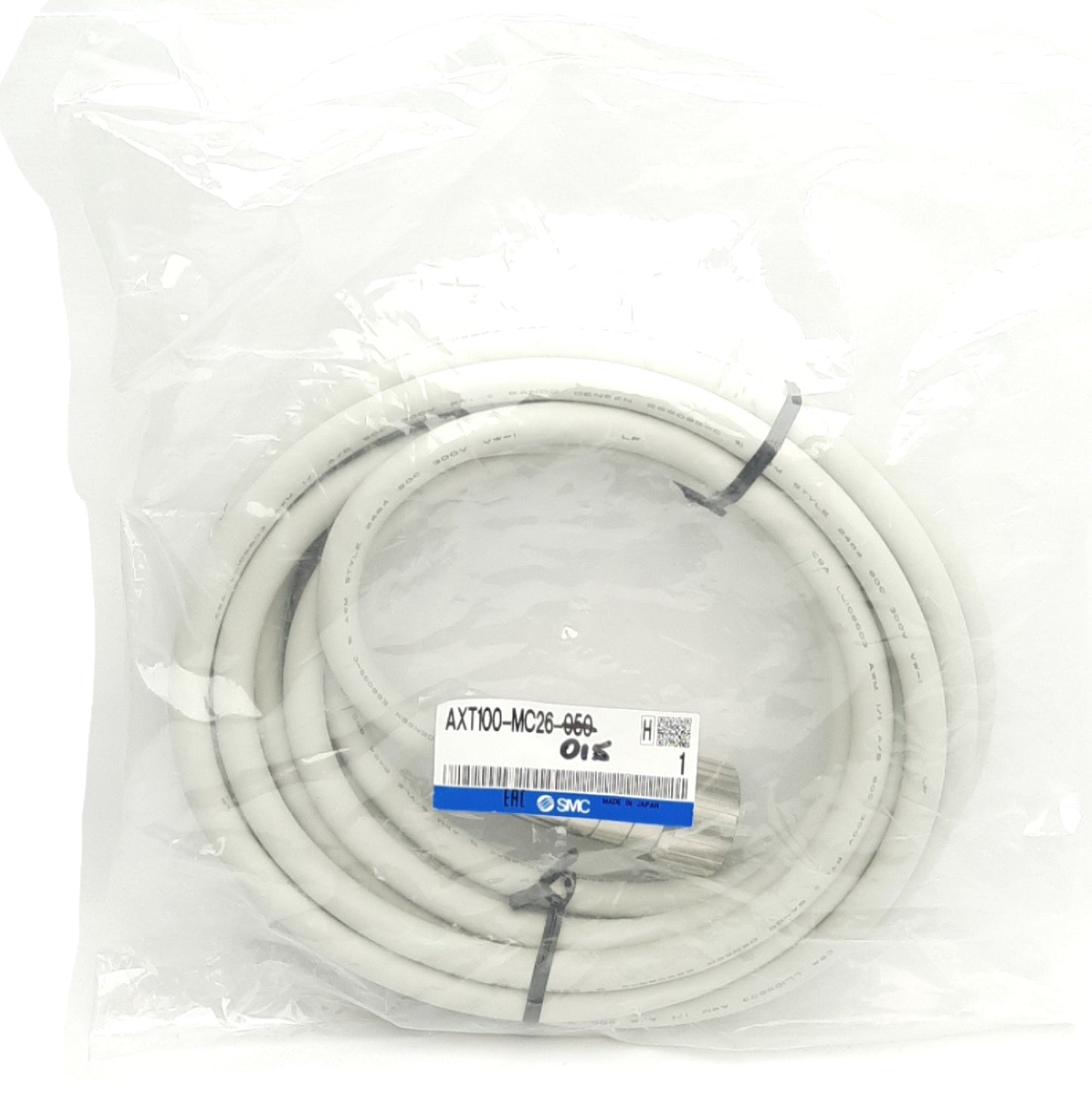 New SMC AXT100-MC26-050 Cable Assembly 26-Pin Circular Connector, 5m Length
