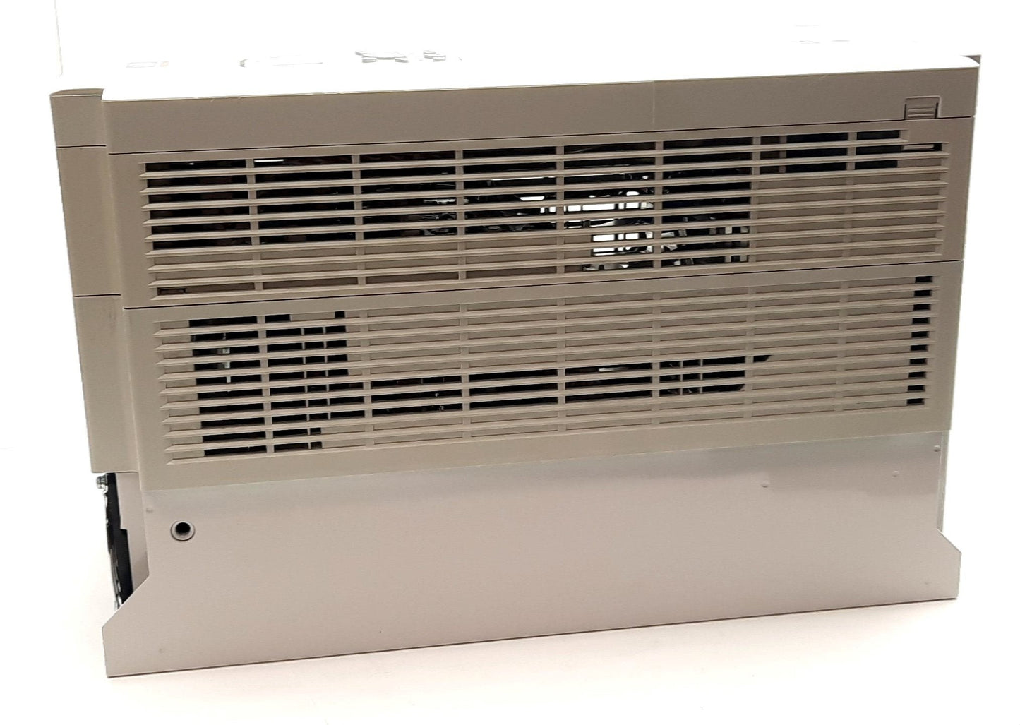 New LS Electric LSLV0300S100-4CONDS Inverter AC Drive 3 Phase 480VAC 75A 61A