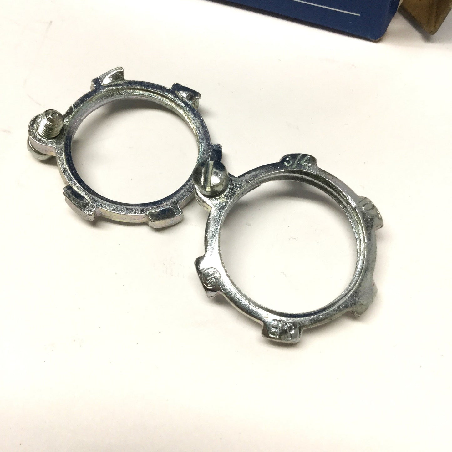 New Box of 25 T&B Thomas Betts 107 Rigid Metal Conduit Bonding Locknuts 3/4", Steel