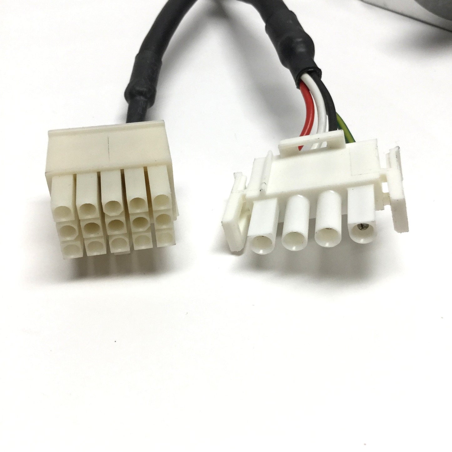 Used Allen Bradley TL-A2530P-BJ32AA Kinetix Servo Motor 230VAC 3PH, Absolute Encoder
