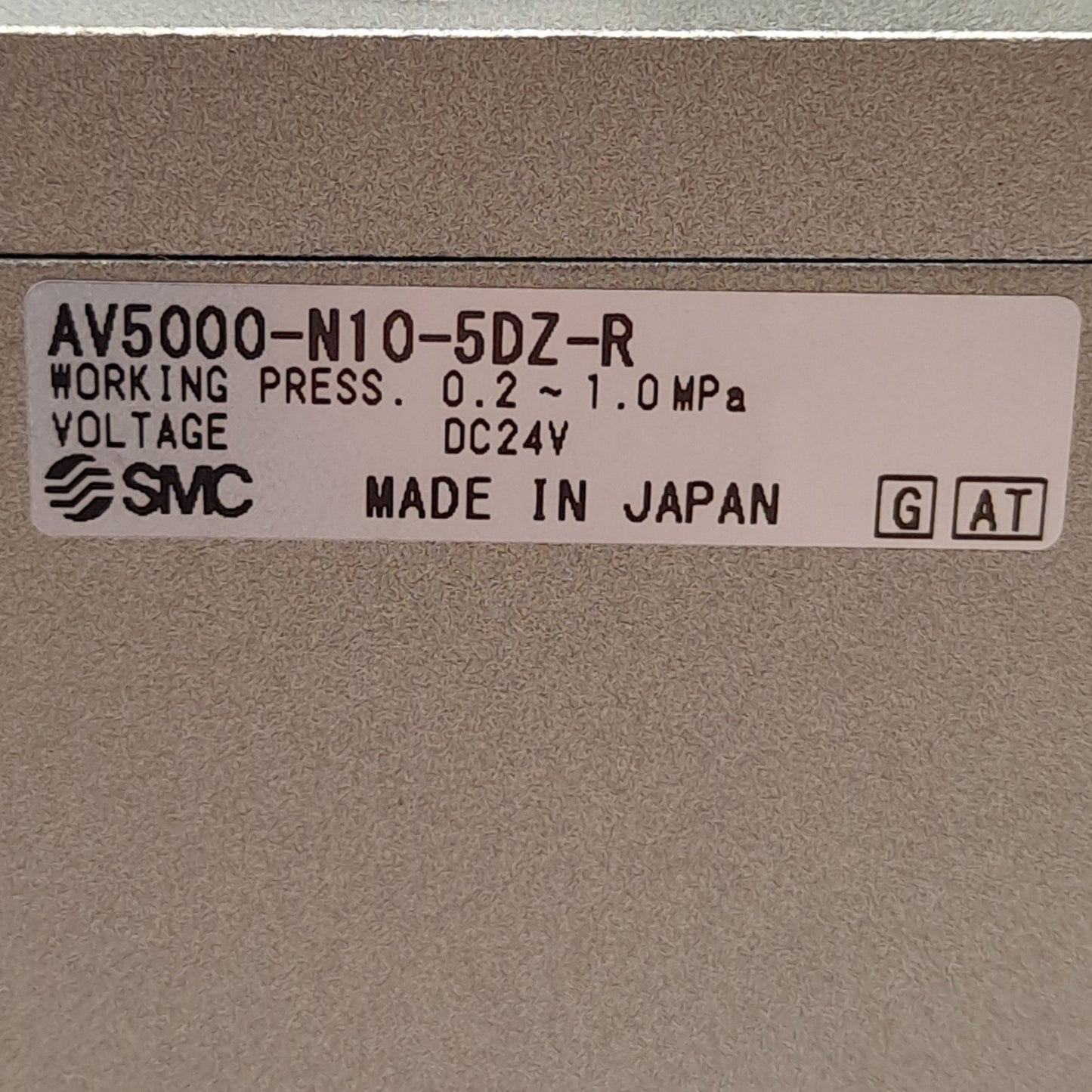 New SMC AV5000-N10-5DZ-R Soft Start-Up Valve, 1in NPT, 0.2-1.0MPa, 24VDC Coil