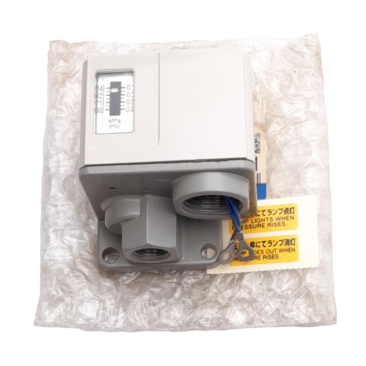 New SMC IS3000-02L1-P Pneumatic Pressure Switch, 0.1-0.7MPa, 1/4in RC, 110VAC 5A