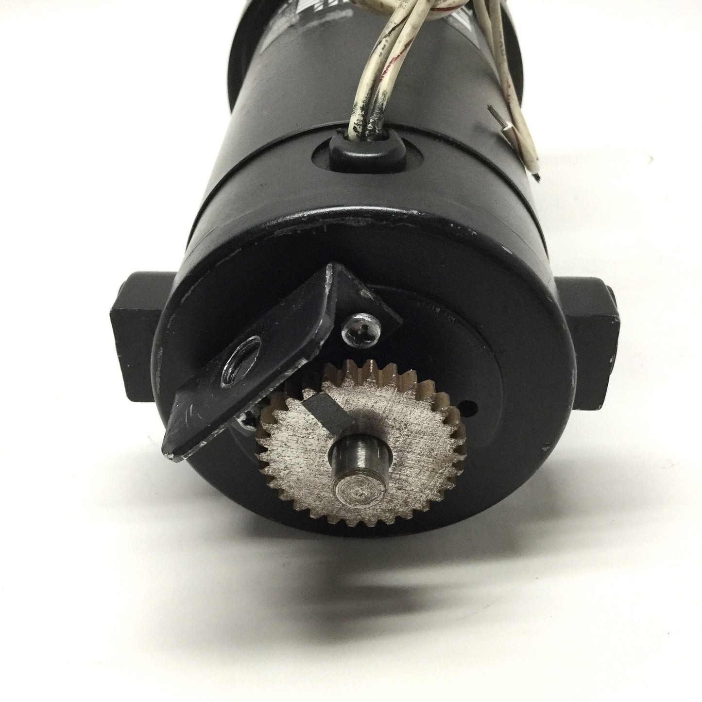 Used Minarik 507-01-106 Adjustable Speed Gearmotor 90VDC, 1/8HP, 10.6:1 Ratio, 185RPM