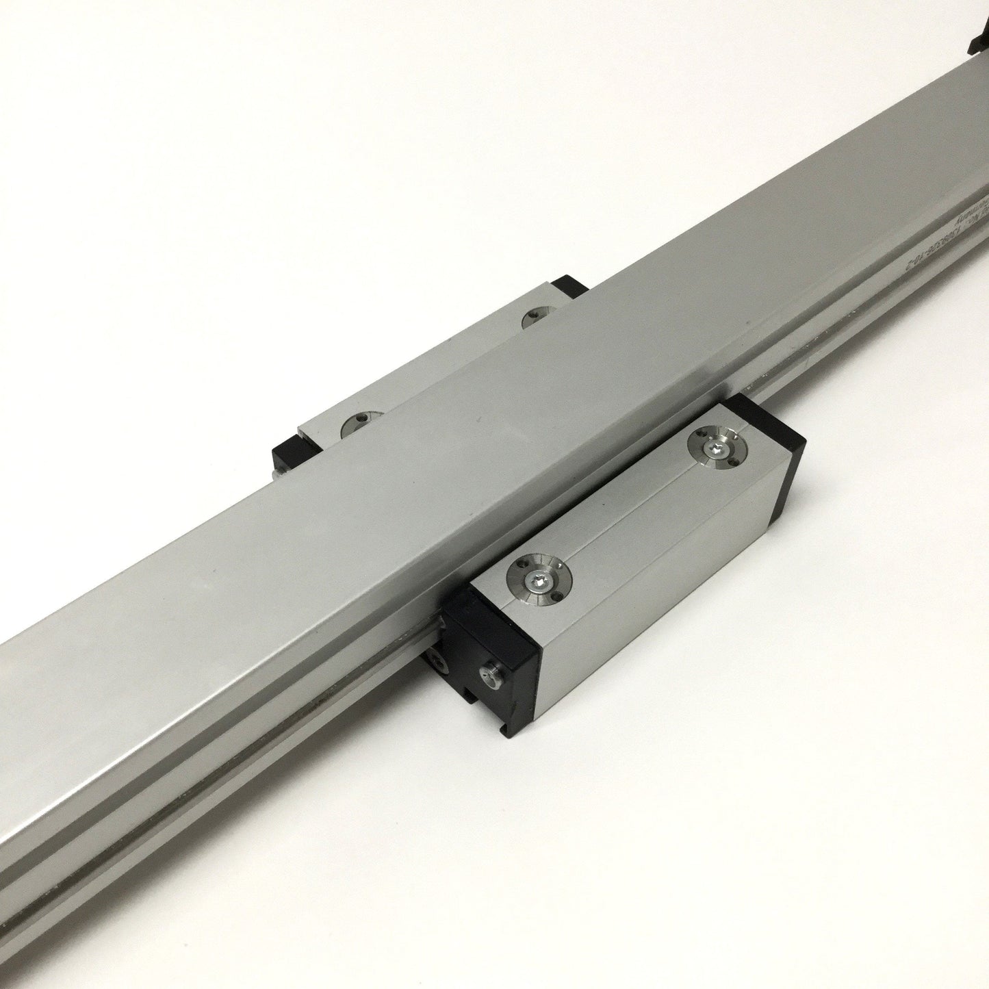 Used Bahr ELK-30 Linear Ballscrew Actuator Positioner 580mm Travel, 70x82mm Carriage