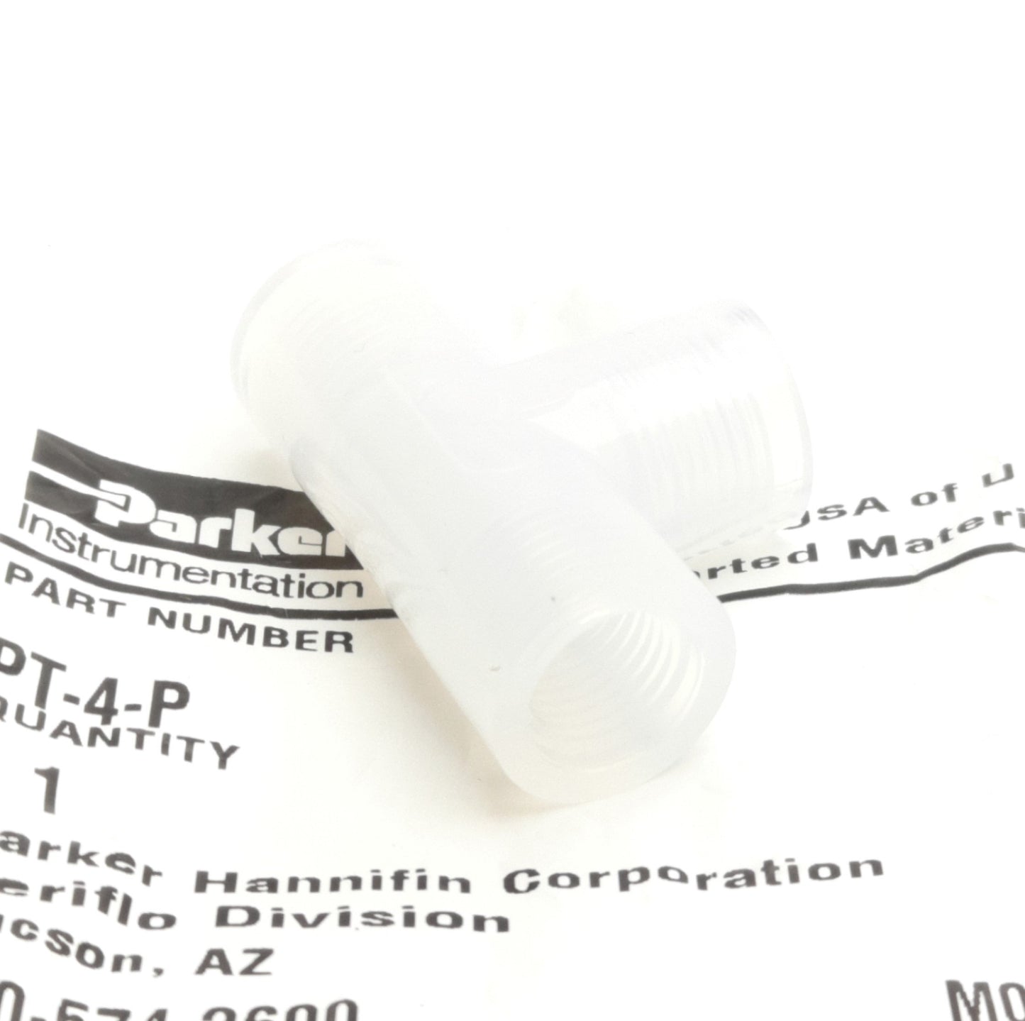 New Parker PT-4-P Pneumatic Union Tee Fitting, 1/4in NPT Female, 125psi Max