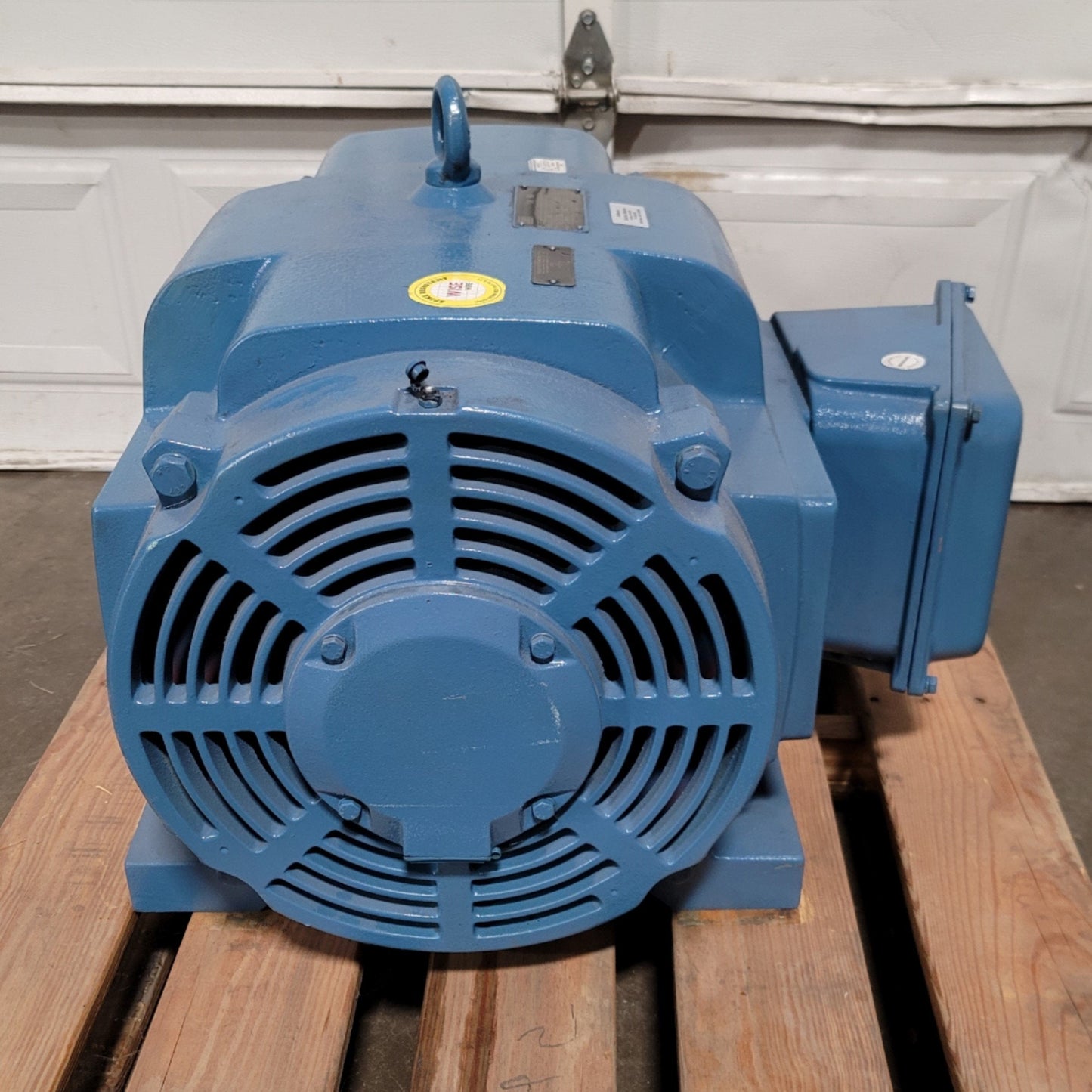 New – Open box WEG 1001712636 Industrial AC Motor 100HP, 404/5TSC, 1780RPM, 200VAC 3PH 265A