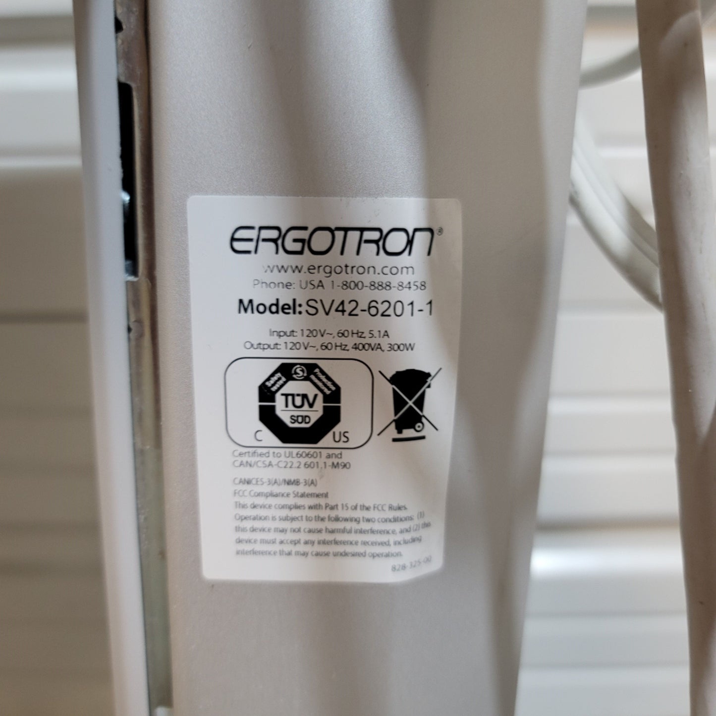 Used Ergotron SV42-6201-1 StyleView Medical Computer Cart With LCD Arm, SLA Powered