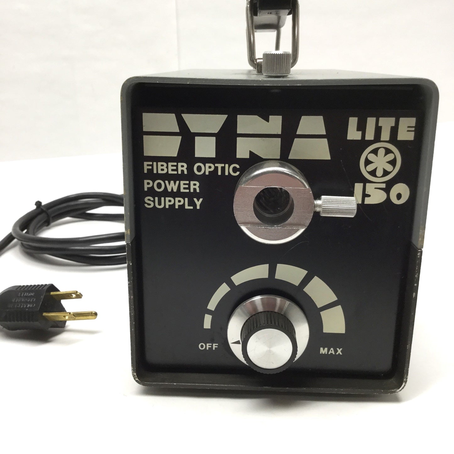 Used Fryer DL-150 Dyna-Lite Fiber Optic Light Source EKE 21V 150W, 115VAC, Ø5/8"