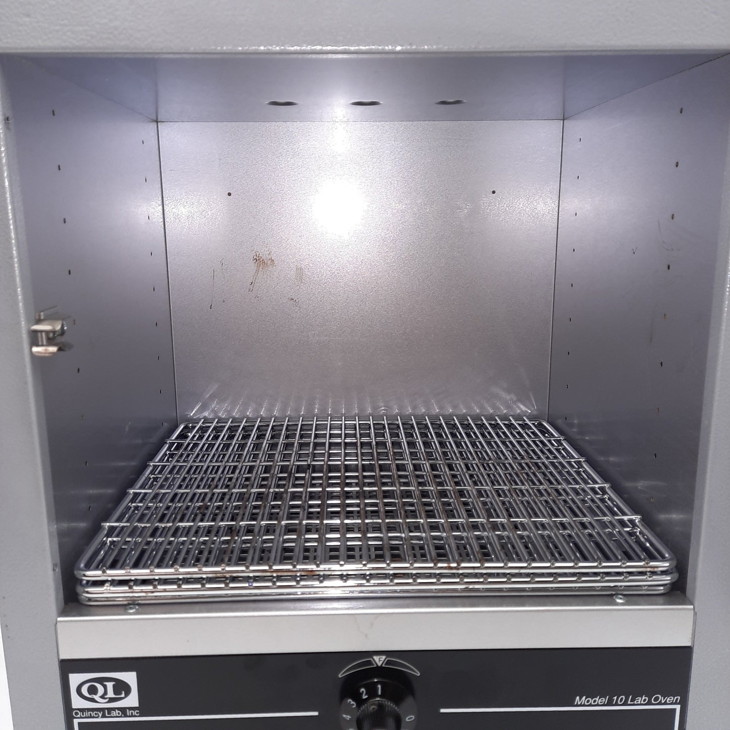 Used Quincy Lab Inc 10GC Gravity Convection Oven, 450°F, 12x10x10in Interior, 115VAC