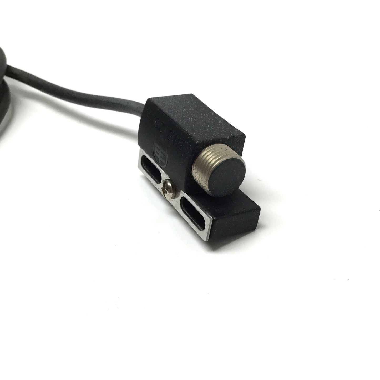 Used Telemecanique XS1N12NA340 Inductive Proximity Sensor Switch 2mm 12-24VDC NPN-NO