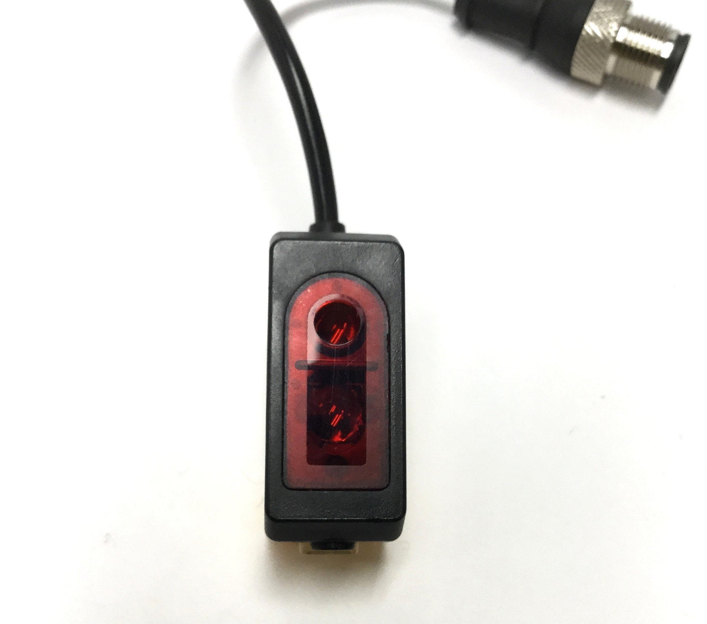 Used Banner QS18VN6LAFQ5 Laser Sensor 10-30VDC, NPN, 30-150mm Adjustable Cutoff