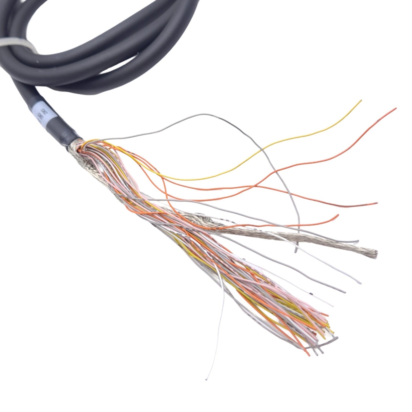 New Yaskawa JEPMC-W2064-01-E Cable for LIO-06 Module MP2000 Series, 50-Pin, CN1, 1m