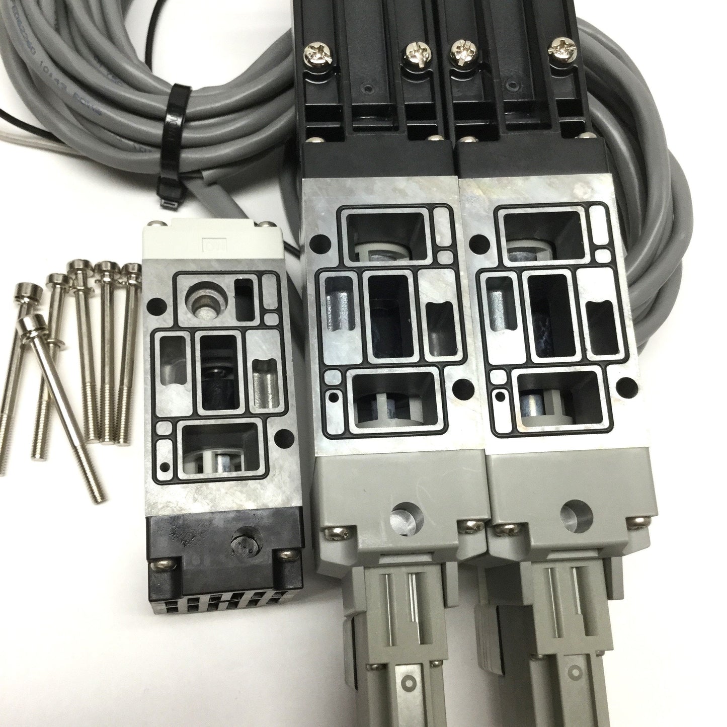 For parts or not working SMC VP544-5DZ1-03N-M-X555 Dual Residual Release Valve Parts *Missing Manifold*