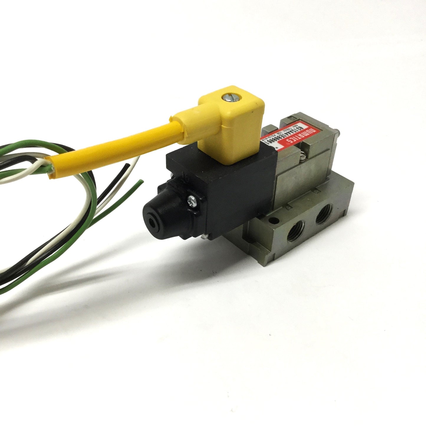 Used Numatics 031SA441E000061 Solenoid Valve, 5-Port 2-Position, 1/8" NPT, 24VDC Coil