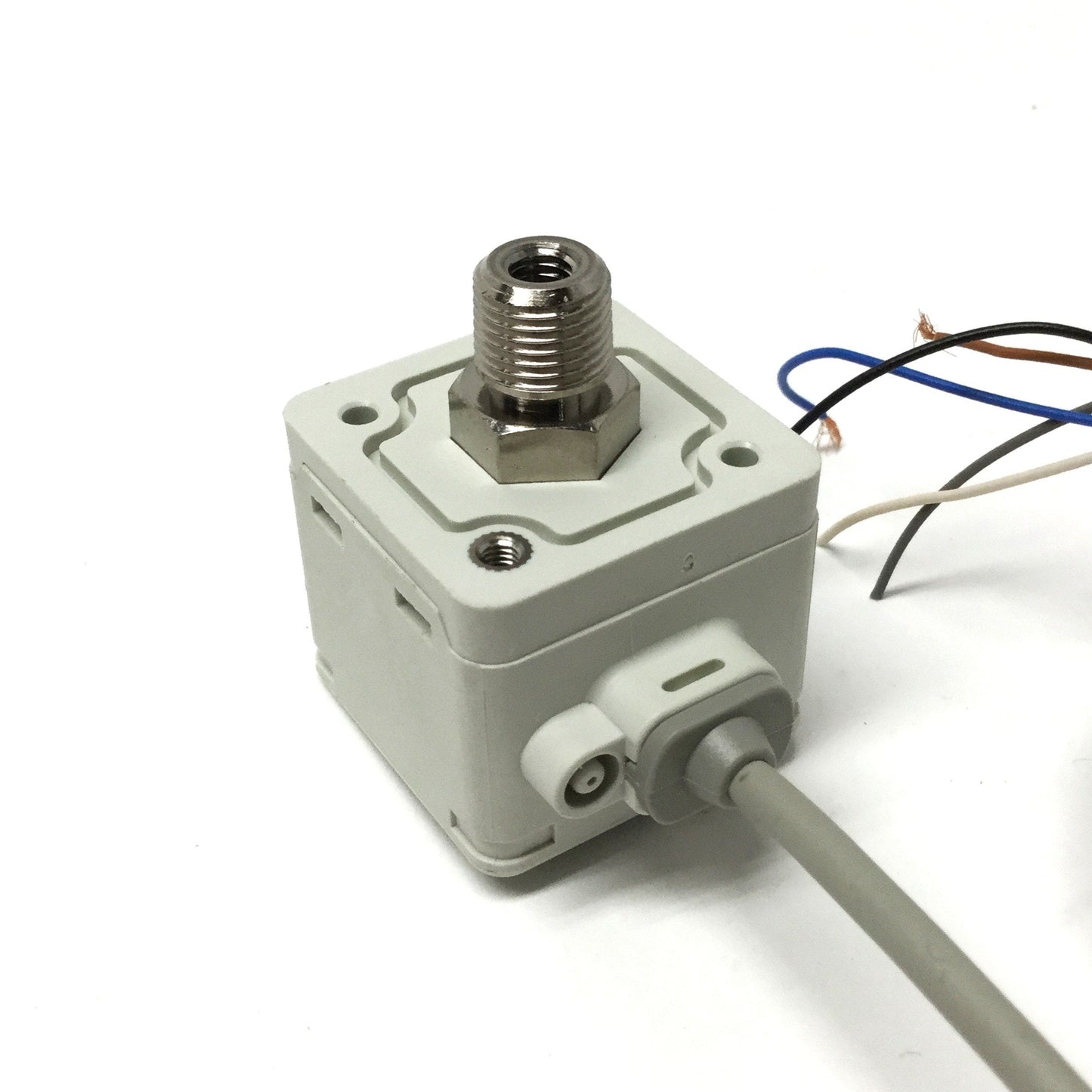 Used SMC ISE40A-01-R Digital Pressure Switch, -0.1 to 1.0MPa, NPN, R1/8, 12-24VDC