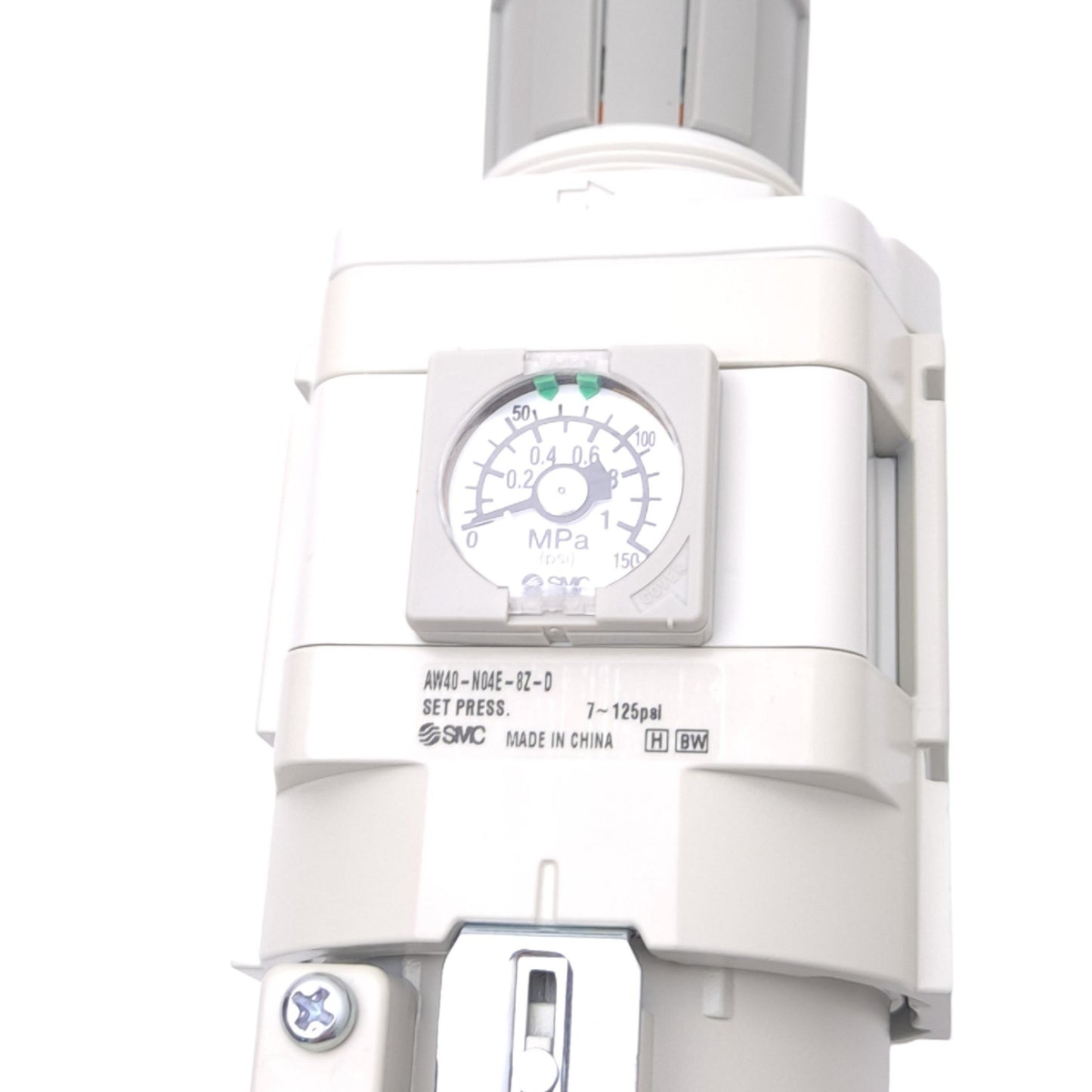 New SMC AW40-N04E-8Z-D Filter Regulator, 5μm, 1/2in NPT, 7-125psi Set, 150psi Max