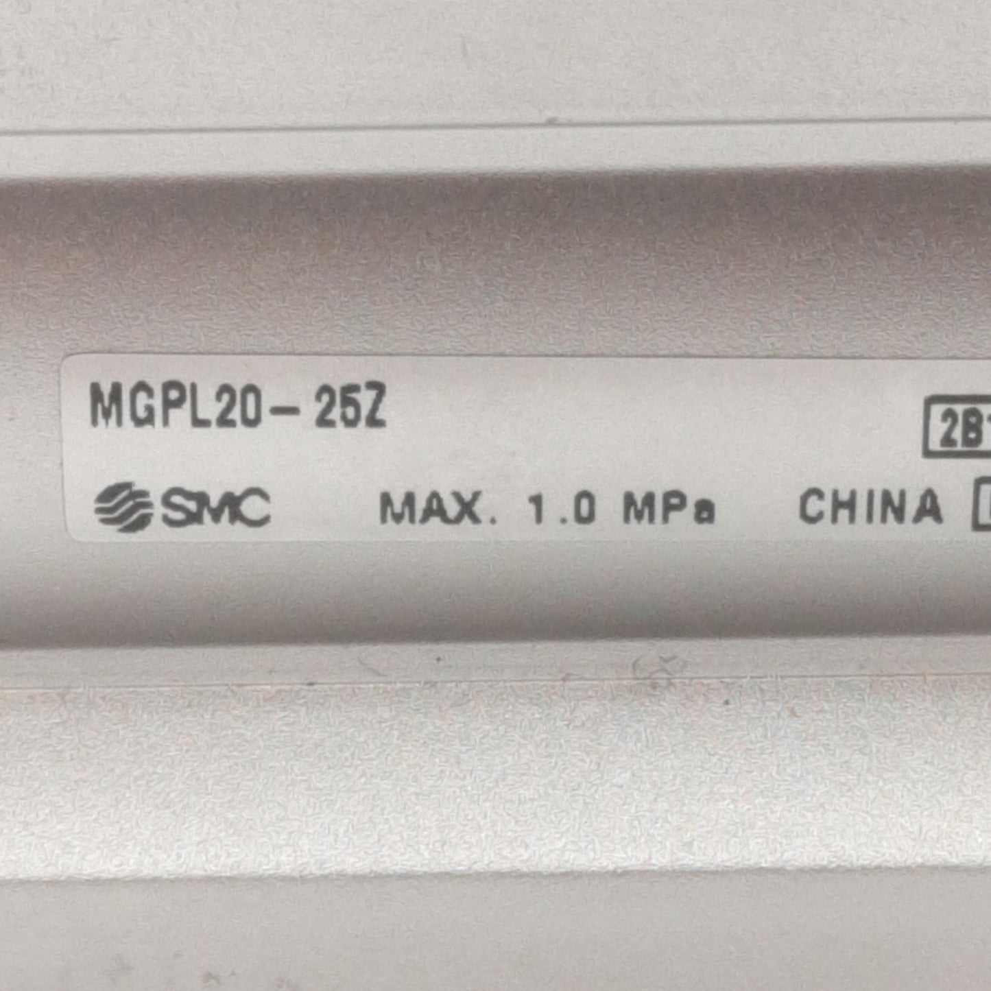 New SMC MGPL20-25Z Compact Guide Cylinder, ø20mm Bore, 40mm Stroke, 145psi, 1/4in Rc