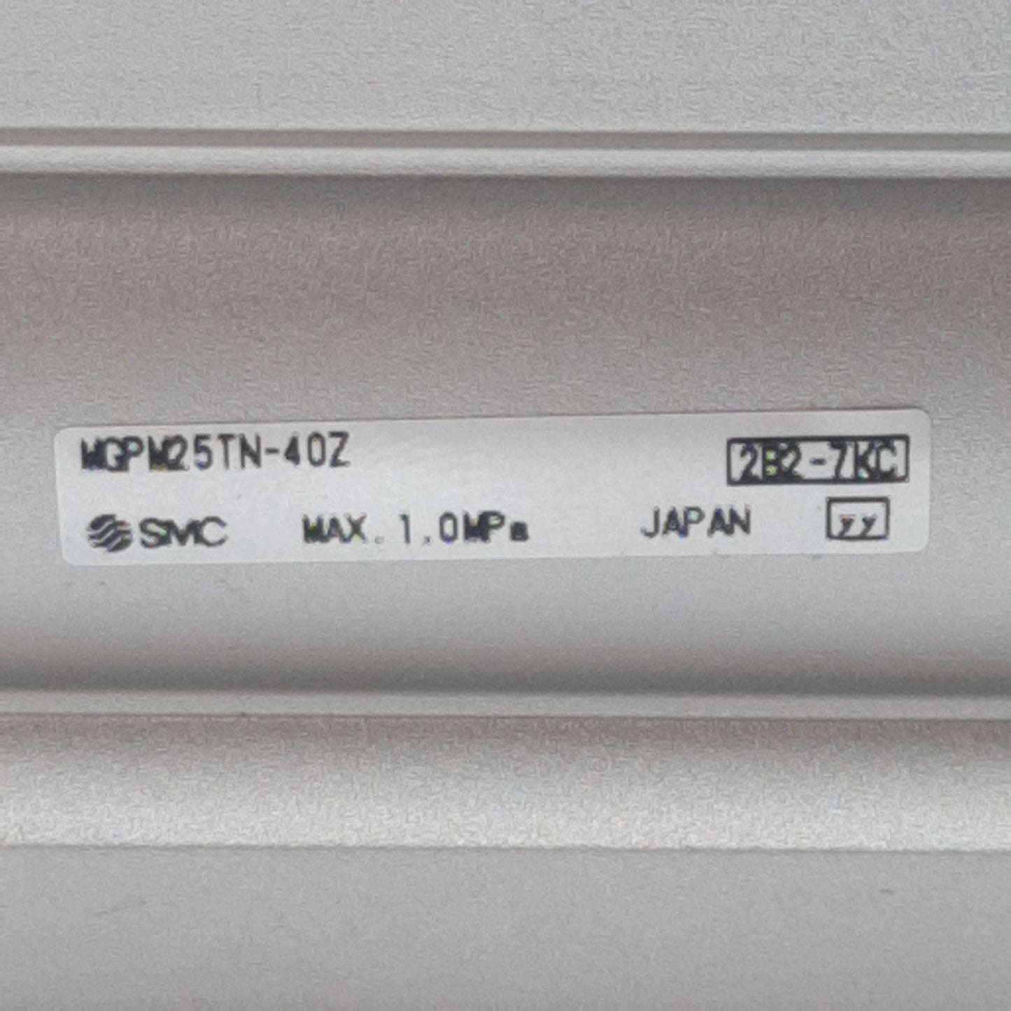 New SMC MGPM25TN-40Z Compact Guide Cylinder ø25mm Bore 40mm Stroke, 1.0MPa, 1/8" NPT