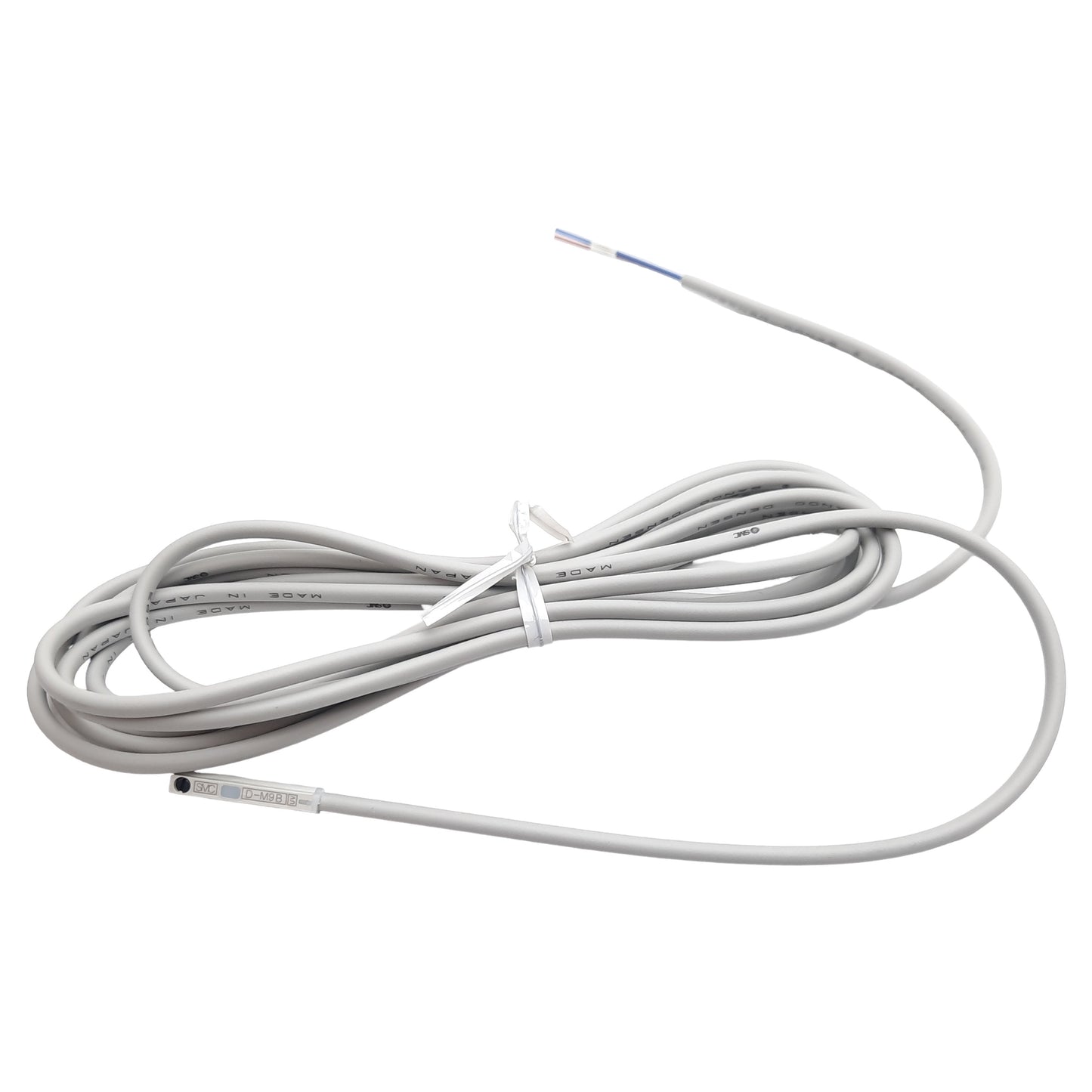 New SMC D-M9B Auto Reed Switch Sensor, 10-28VDC, 2.5-40mA, 2-Wire 3m Cable, Red LED