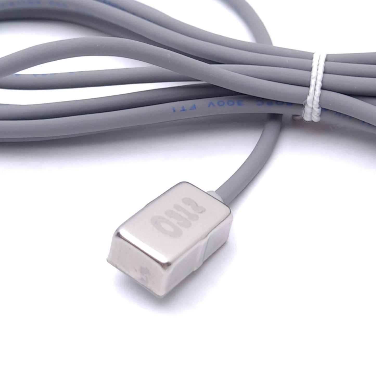 New Canfield Connector 810-100-104 Magnetic Reed Switch, 5-120VAC/DC 0.5A 10W, N.O.