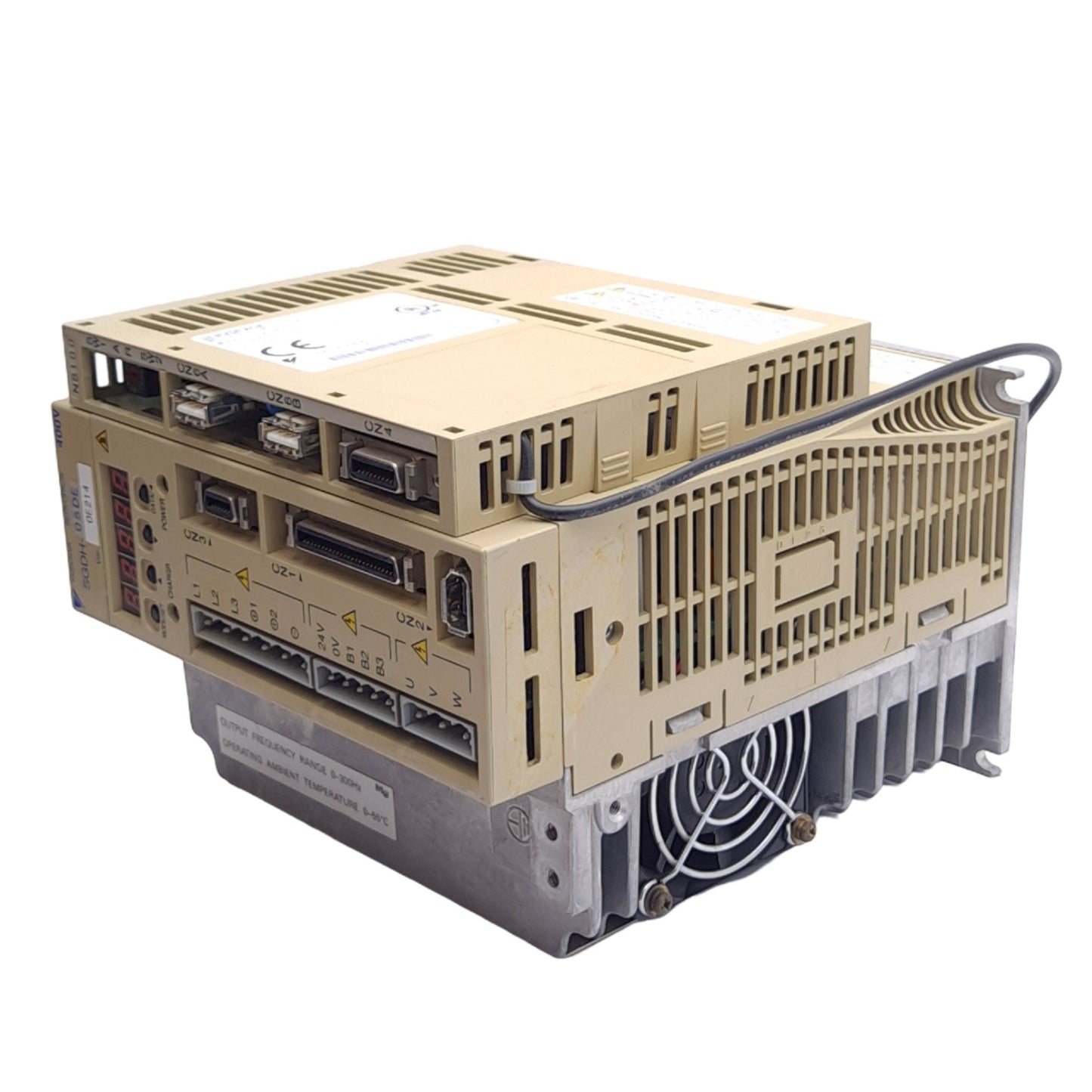 Used Yaskawa SGDH-05DE Sigma II Servopack Drive 3-Phase, 400VAC In, 0-480VAC 1.9A Out