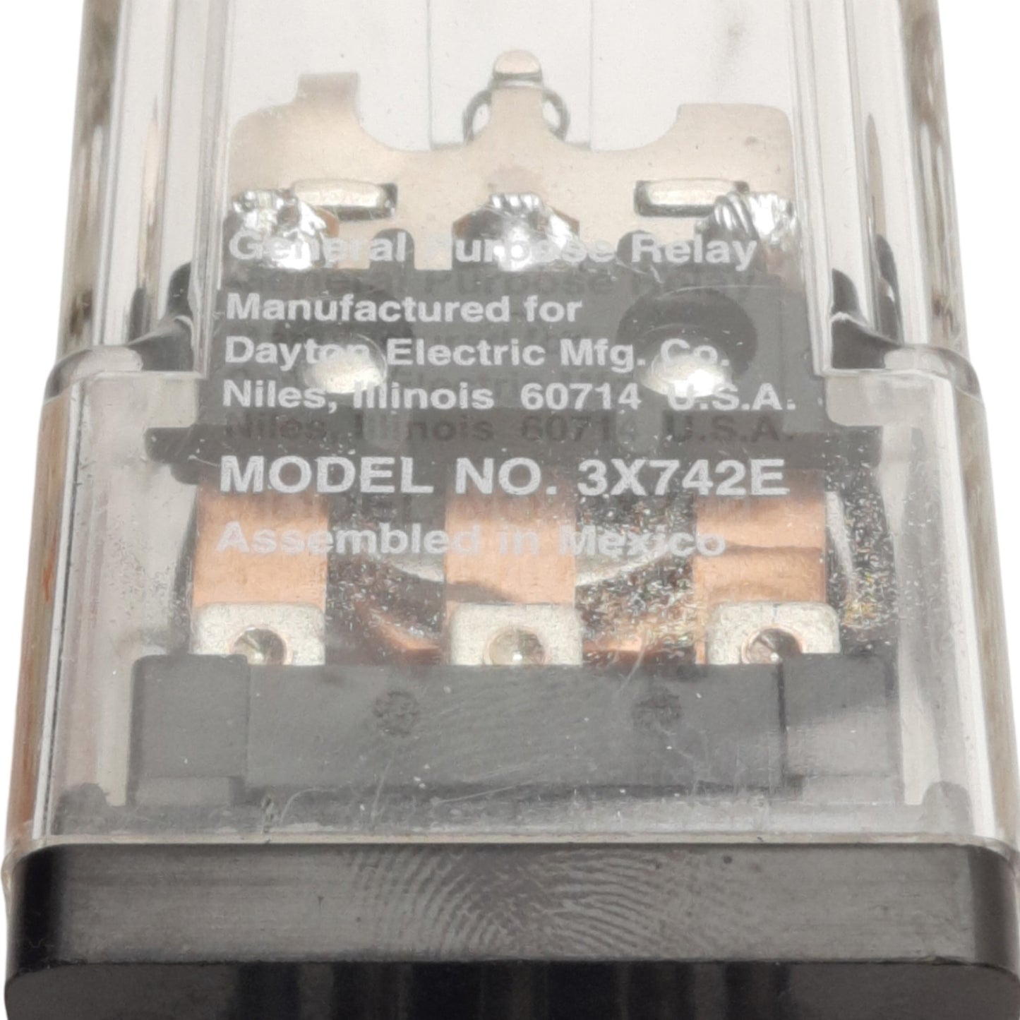 Used Dayton 3X742E Ice Cube Relay, 250VAC 6A 3PDT Contact, 120VAC Coil, 11-Pin