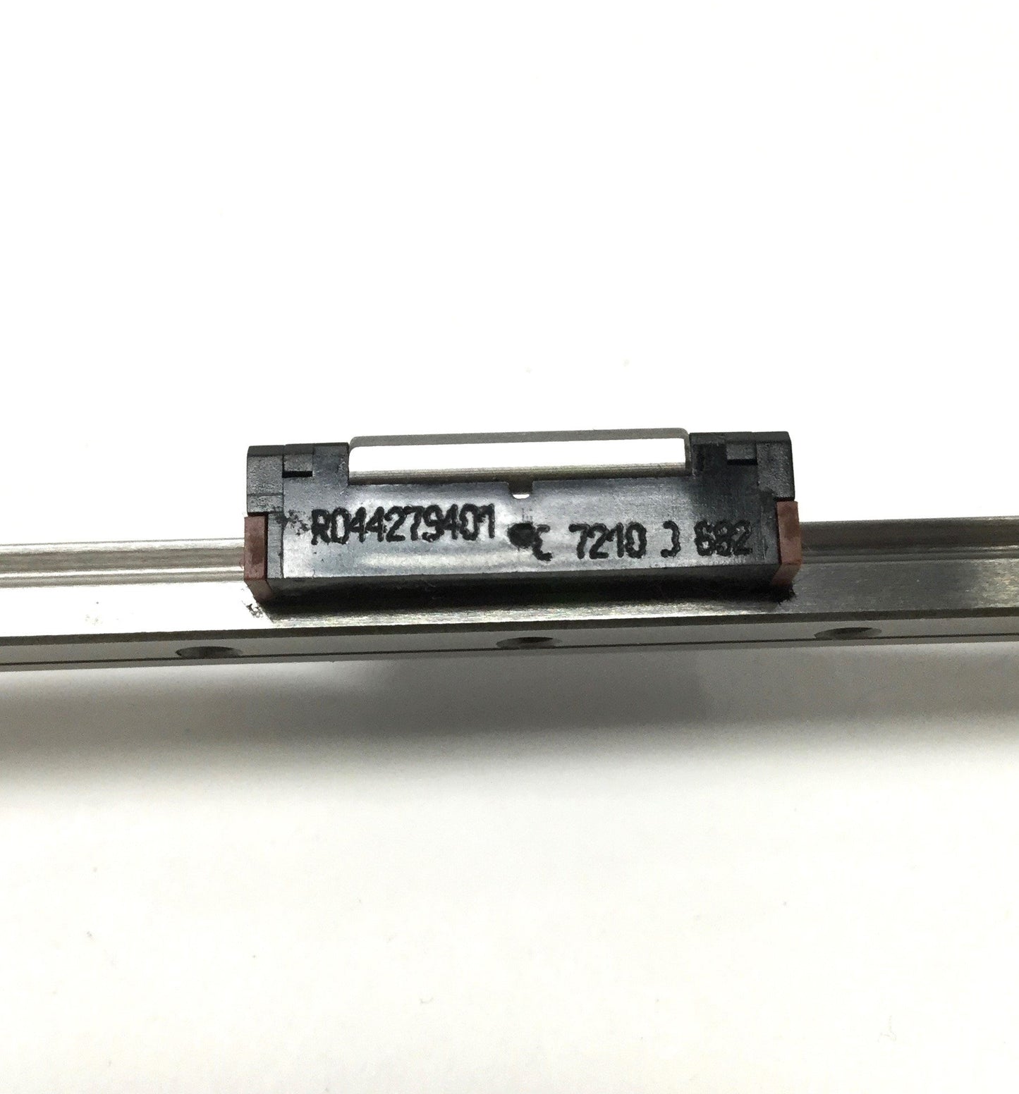 Used Rexroth R044279401 Mini Block Linear Guide Ball Bearing Carriage on 625mm Rail