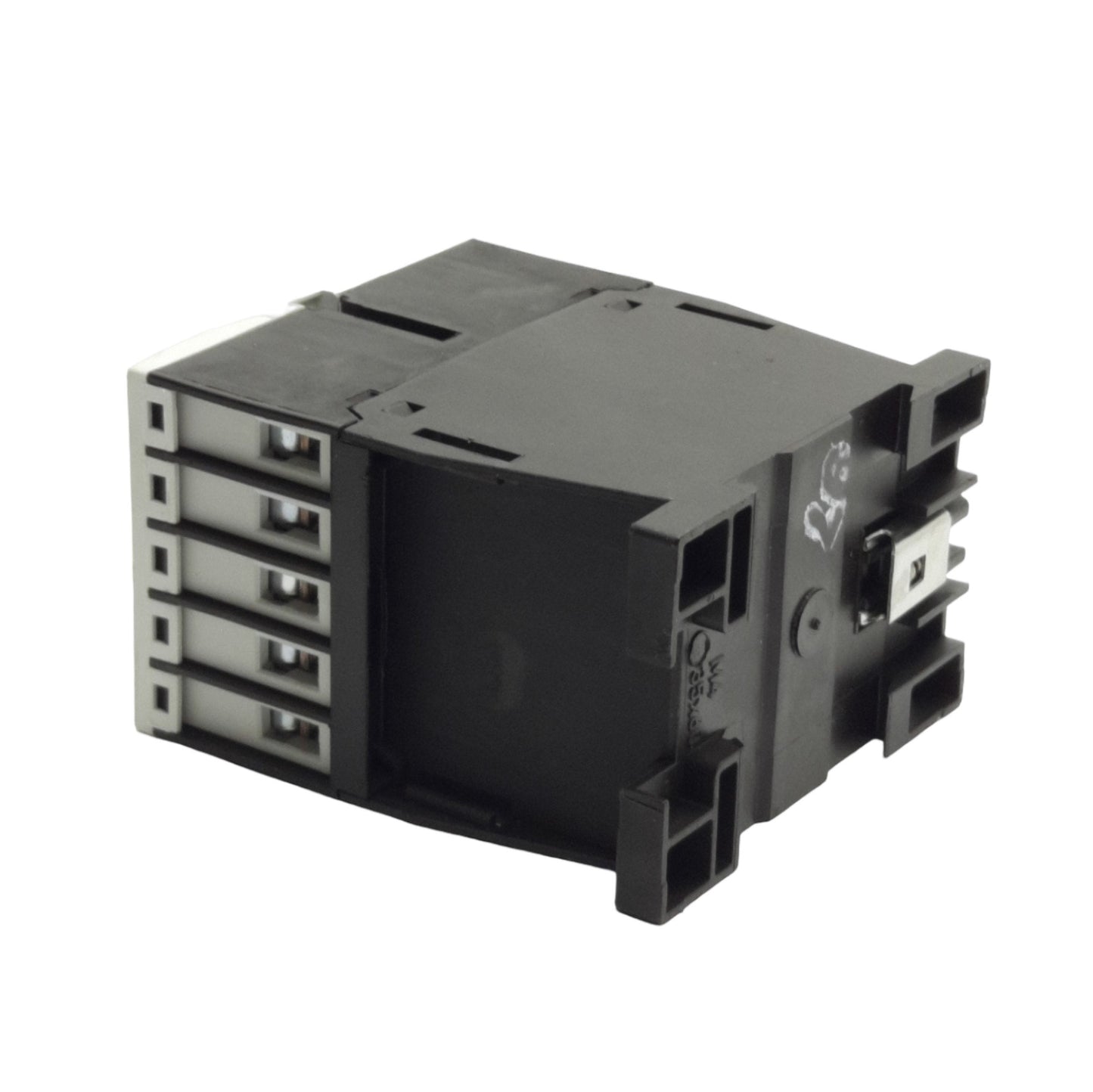 Used Eaton XTCE012B10 IEC Contactor, 3-P + 1NO, 10HP Max, 12A Contact, 24VDC Coil