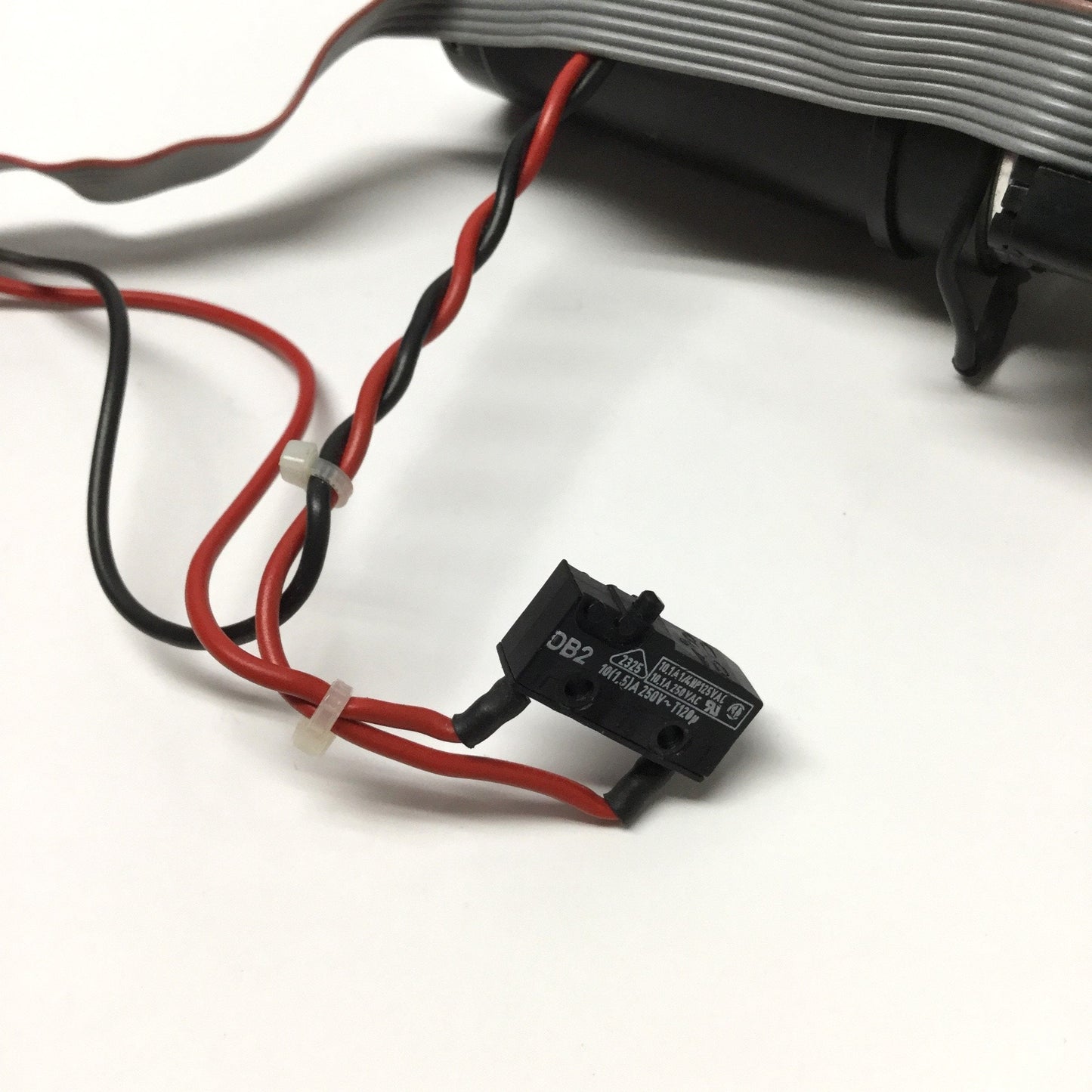 Used Maxon MMG 98023 DC Mini Motor, 6mm Shaft, 30VDC w/ HEDL-5540 Encoder, 500PPR