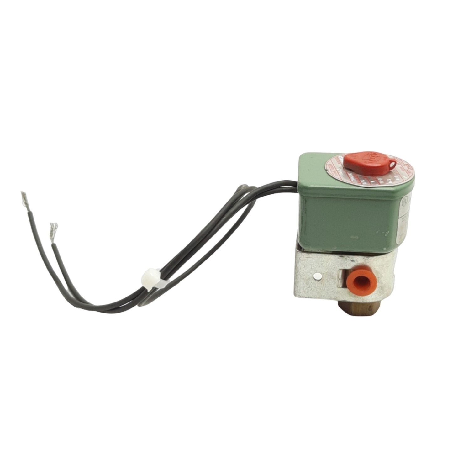 Used Asco 8320B83 Solenoid Valve, 3-Way, 1/8in NPT Ports, 50psi WOG, 110-120VAC Coil