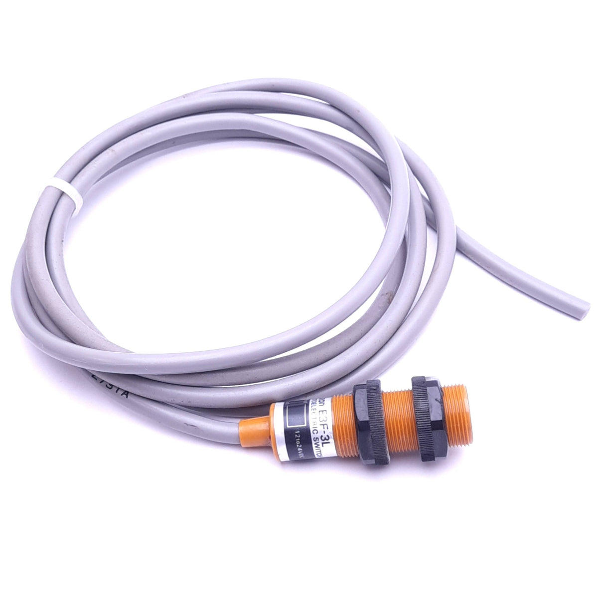 Used Omron E3F-3L Photoelectric Switch Cable, 2-Wire, 12-24VDC, 100mA Out Max, 6ft