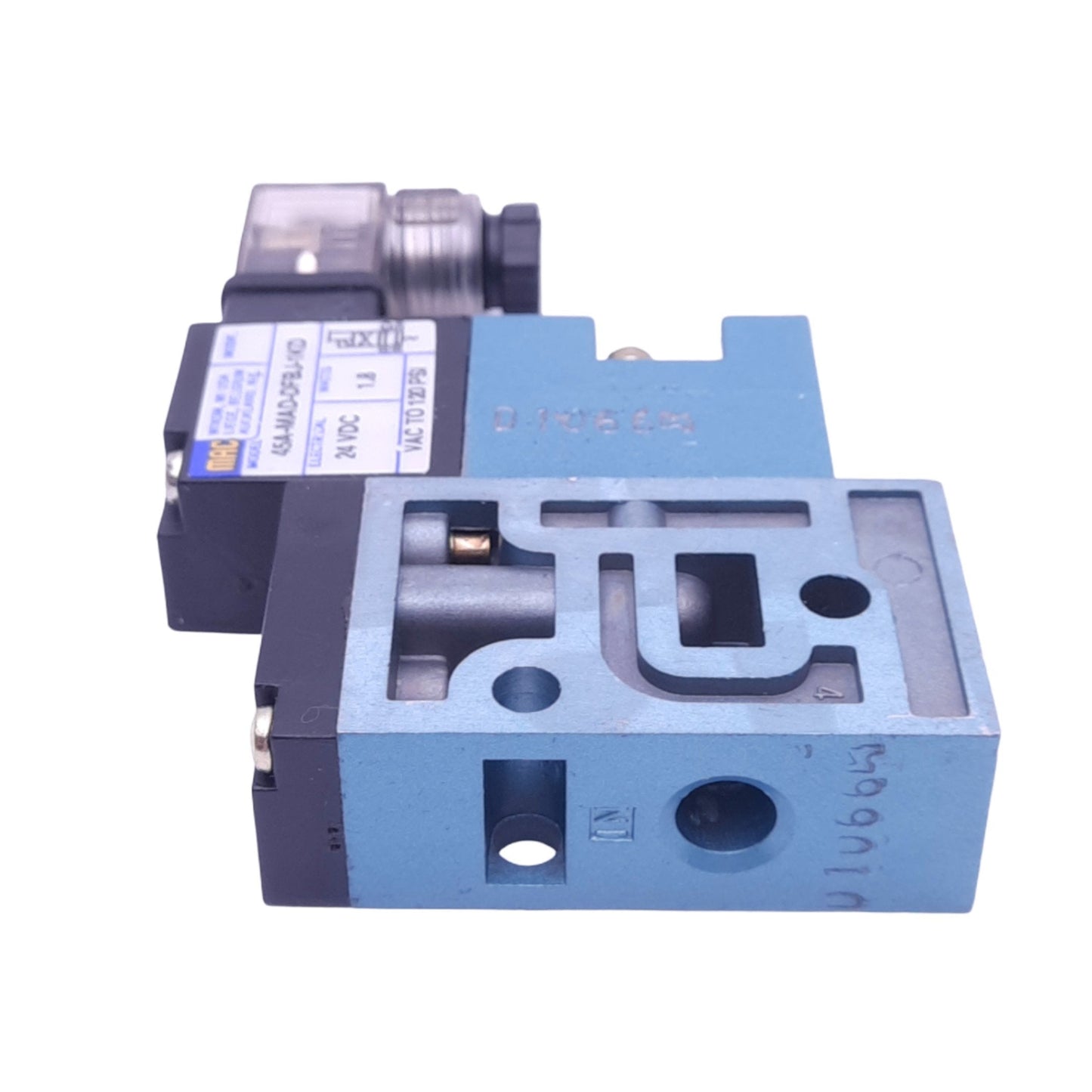 New MAC 45A-MAD-DFBJ-1KD Solenoid Valve, 4/2-Way, 120psi, 1/8in NPT, 24VDC Coil