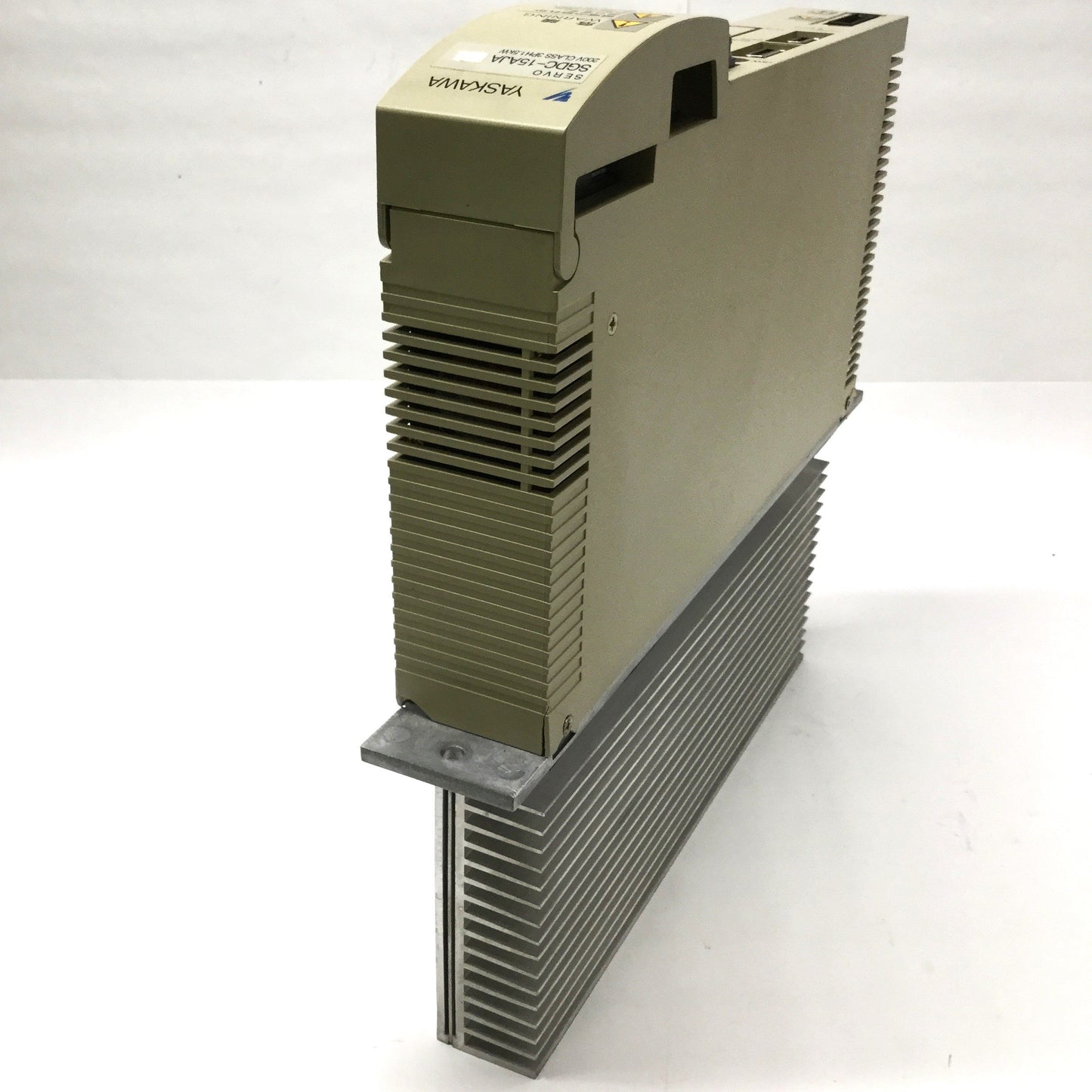 Used Yaskawa SGDC-15AJAY16 SERVOPACK Motor Drive 280-330VDC In, 3PH 230VAC 1.5kW Out