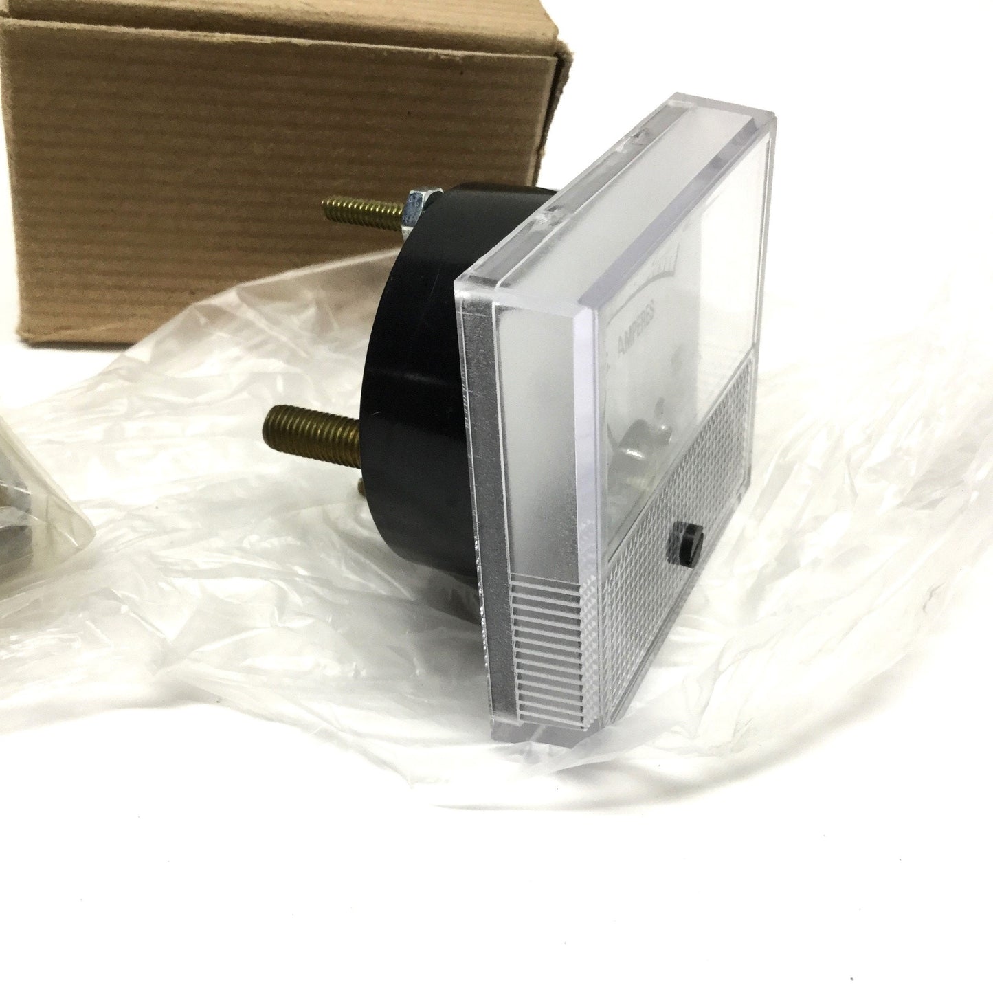 New Shurite 8505Z Analog Current Panel Meter AC Ammeter Amps, 0-30A, 2.5" x 2.3"