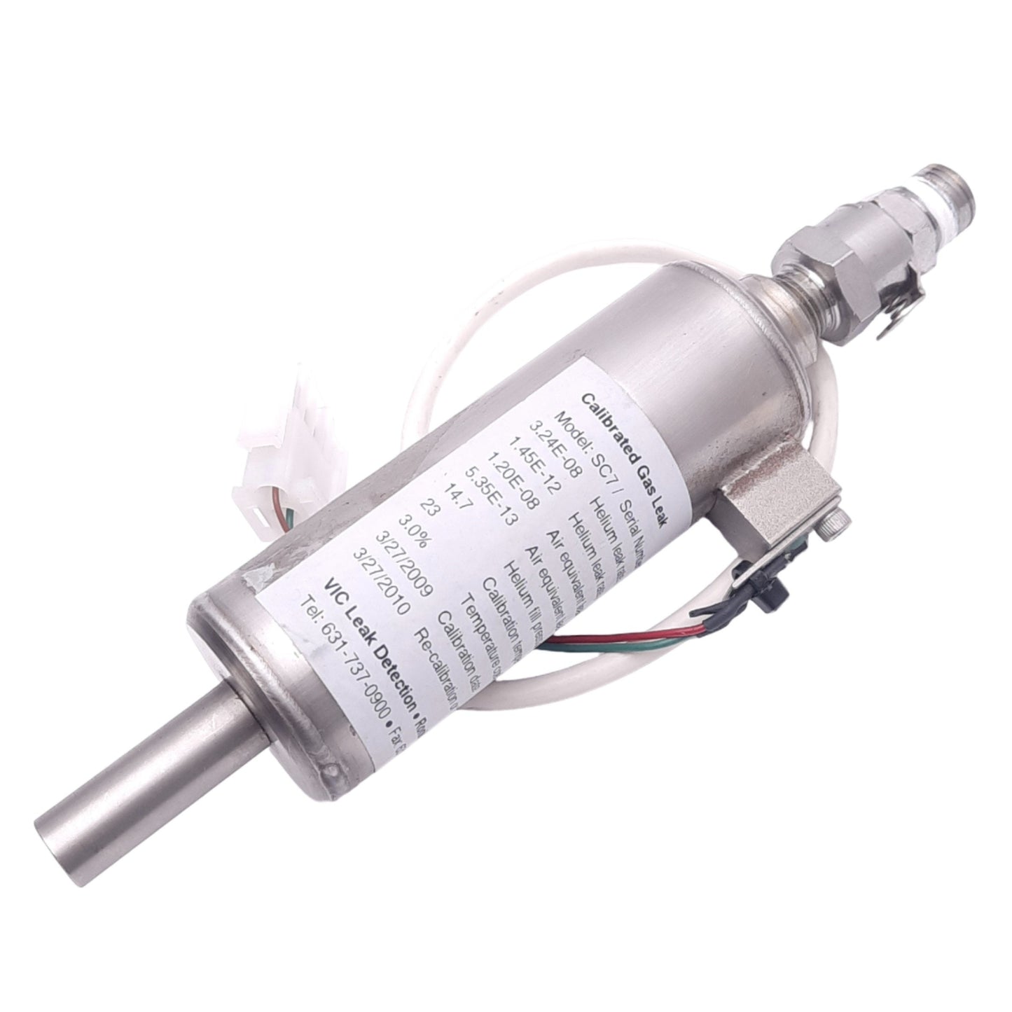 Used VIC Leak Detection SC7 Helium Gas Leak Detector, 1.45E-12 mol/sec, 14.7psia