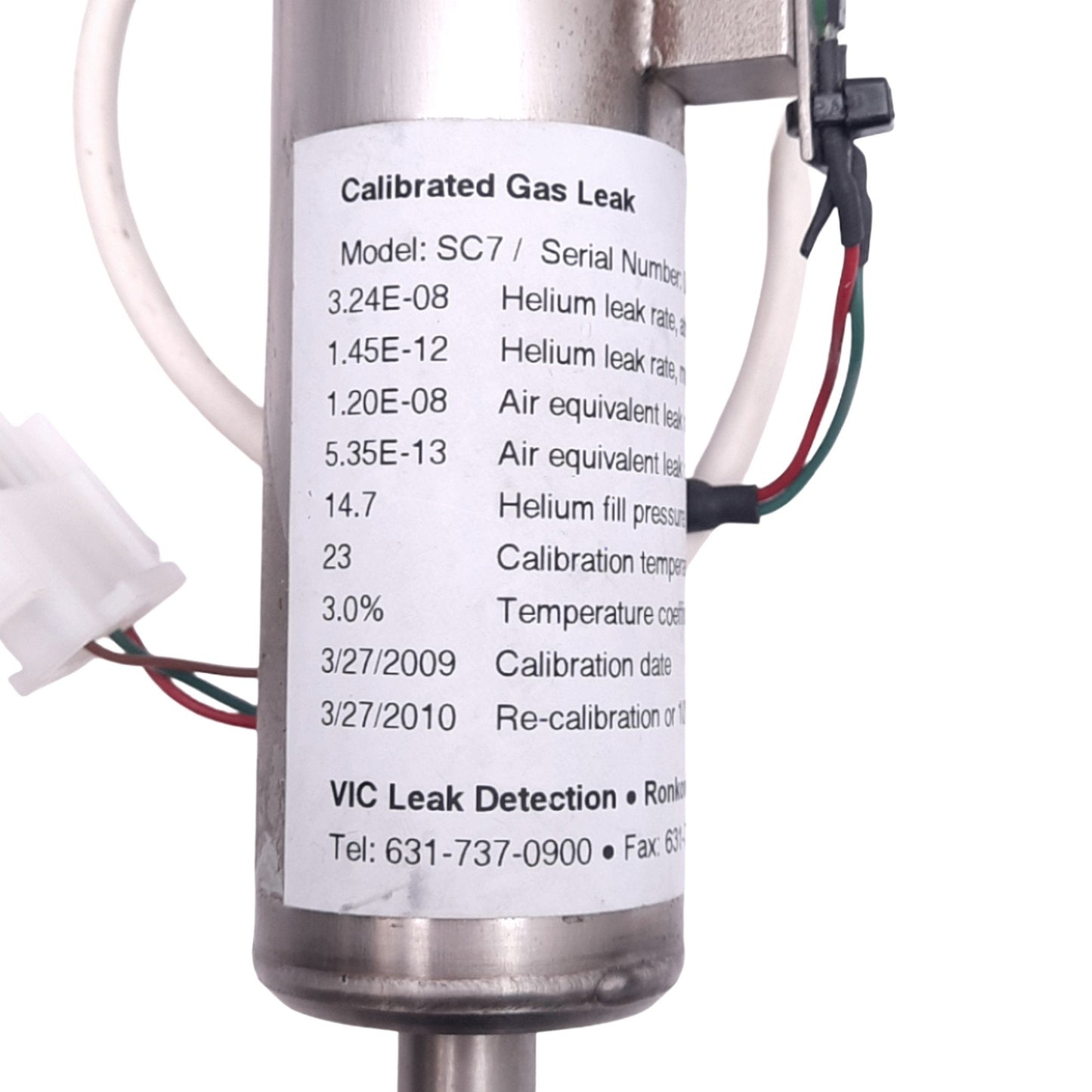 Used VIC Leak Detection SC7 Helium Gas Leak Detector, 1.45E-12 mol/sec, 14.7psia