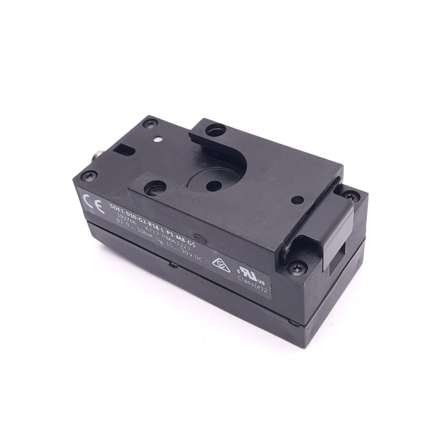 New Festo SDE1-D10-G2-R18-L-P1-M8-G5 Pressure Sensor, 0-10bar, 1 PNP Output, M8 3-P