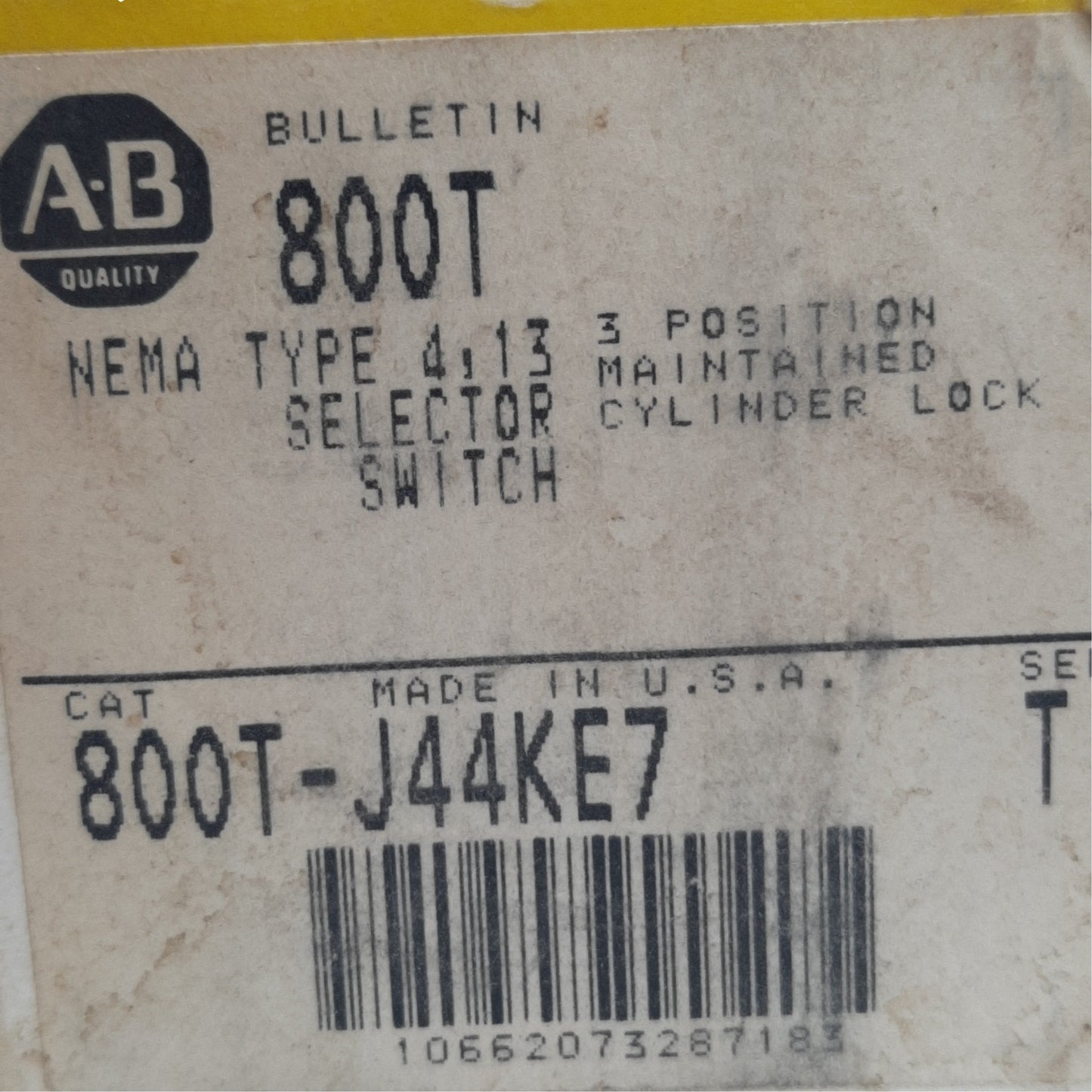New Allen Bradley 800T-J44KE7 Keyed Selector Switch, 33mm, 3-Position, Maintained