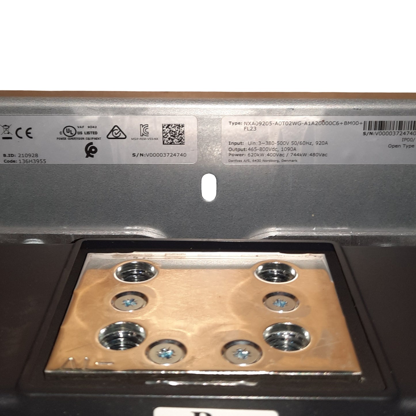 New – Open box Danfoss 136H3955 Vacon NX VFD 3Ø 920A 380-500VAC In, 1090A 465-800VDC Out, 620kW