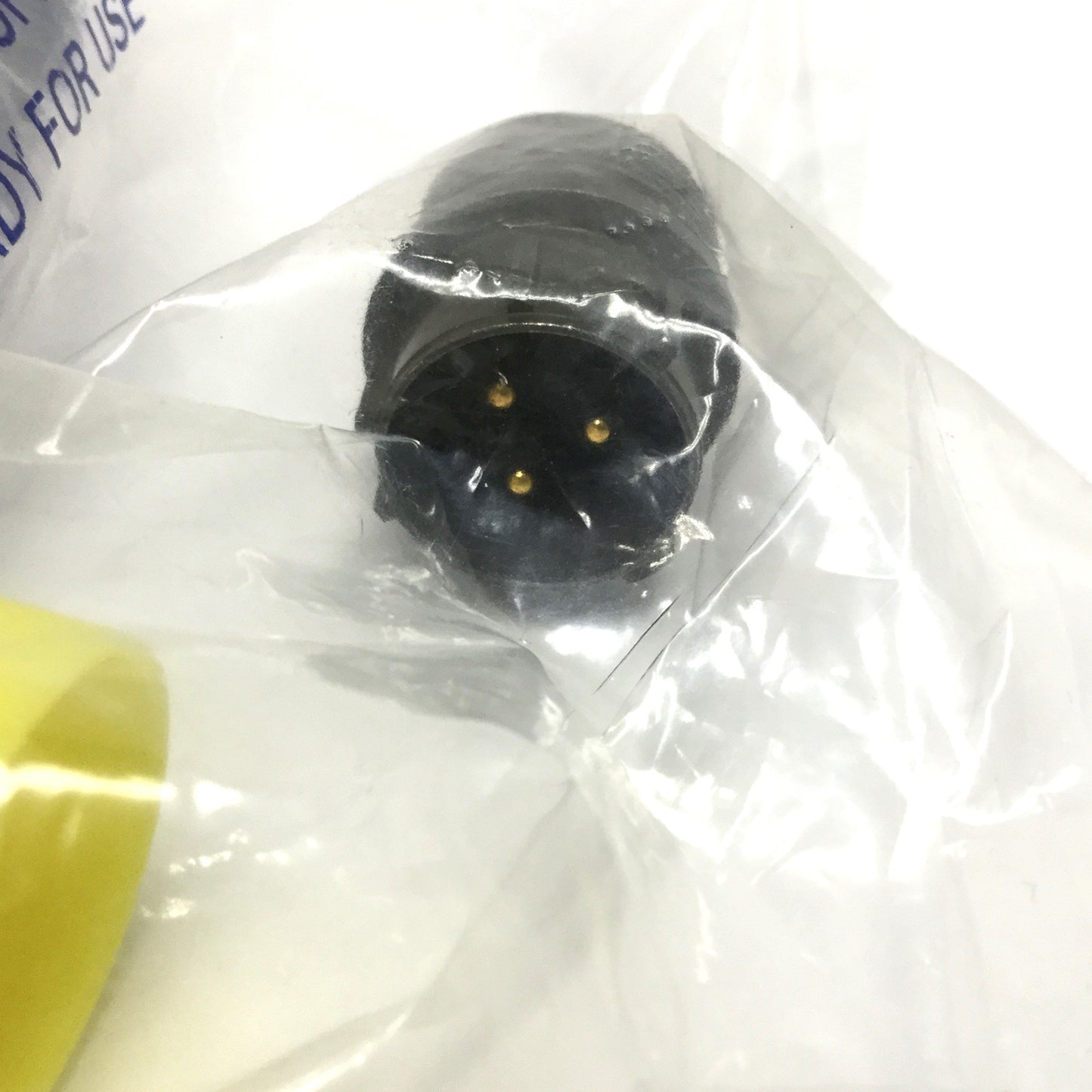 New Amphenol PT06A-12-3P(SR) MIL Spec Circular Connector Bayonet Plug, 3-Pos, 23A